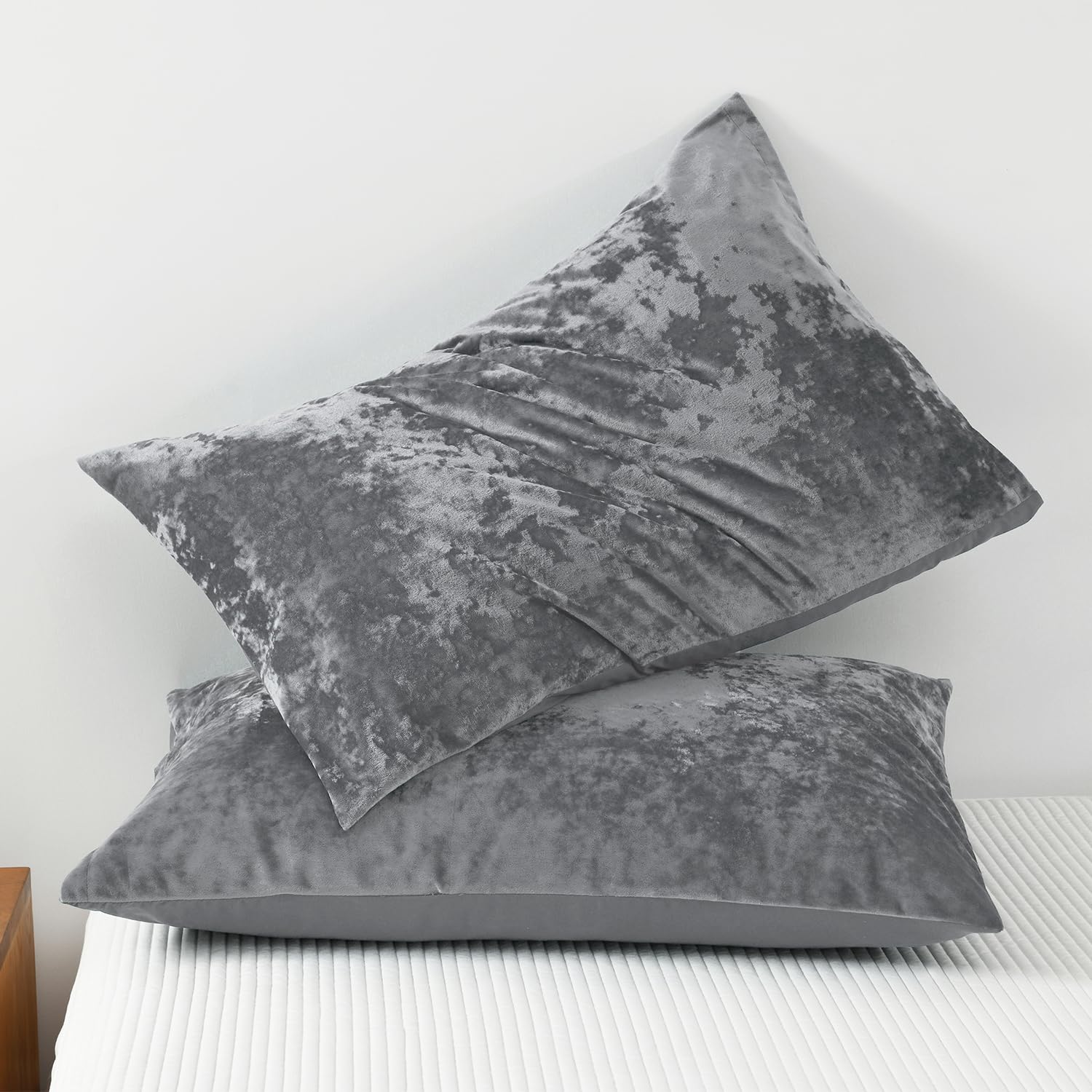 HORIMOTE HOME Knautschsamt-Bettwäsche 3-teilig (Doppelbett) - Grau, Weich, Mit Knopfverschluss