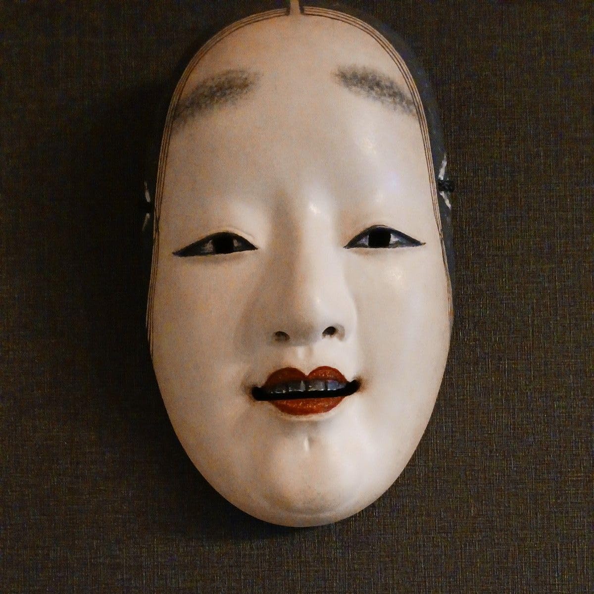 能面 木彫り 万媚（まんび） 能面 万媚 文化遺産オンライン 能面 万媚