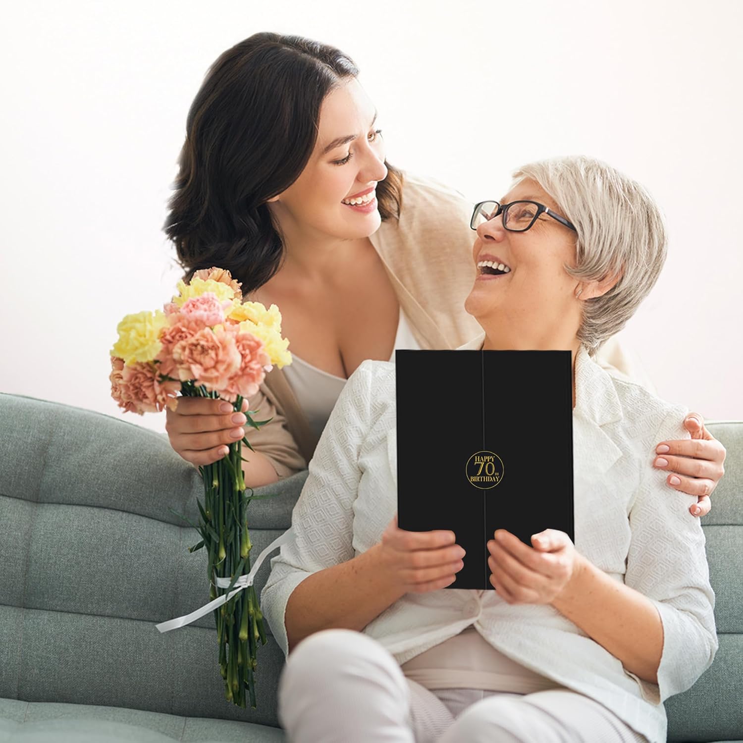 DARUNAXY Black Gold 70th Birthday Party Decorations, Happy 70th Birthday Alternative Signature Guest Book for Men Women Cheers to 70 Years Old Gifts 70 Birthday Signing Card Board Party Supplies - Image 6