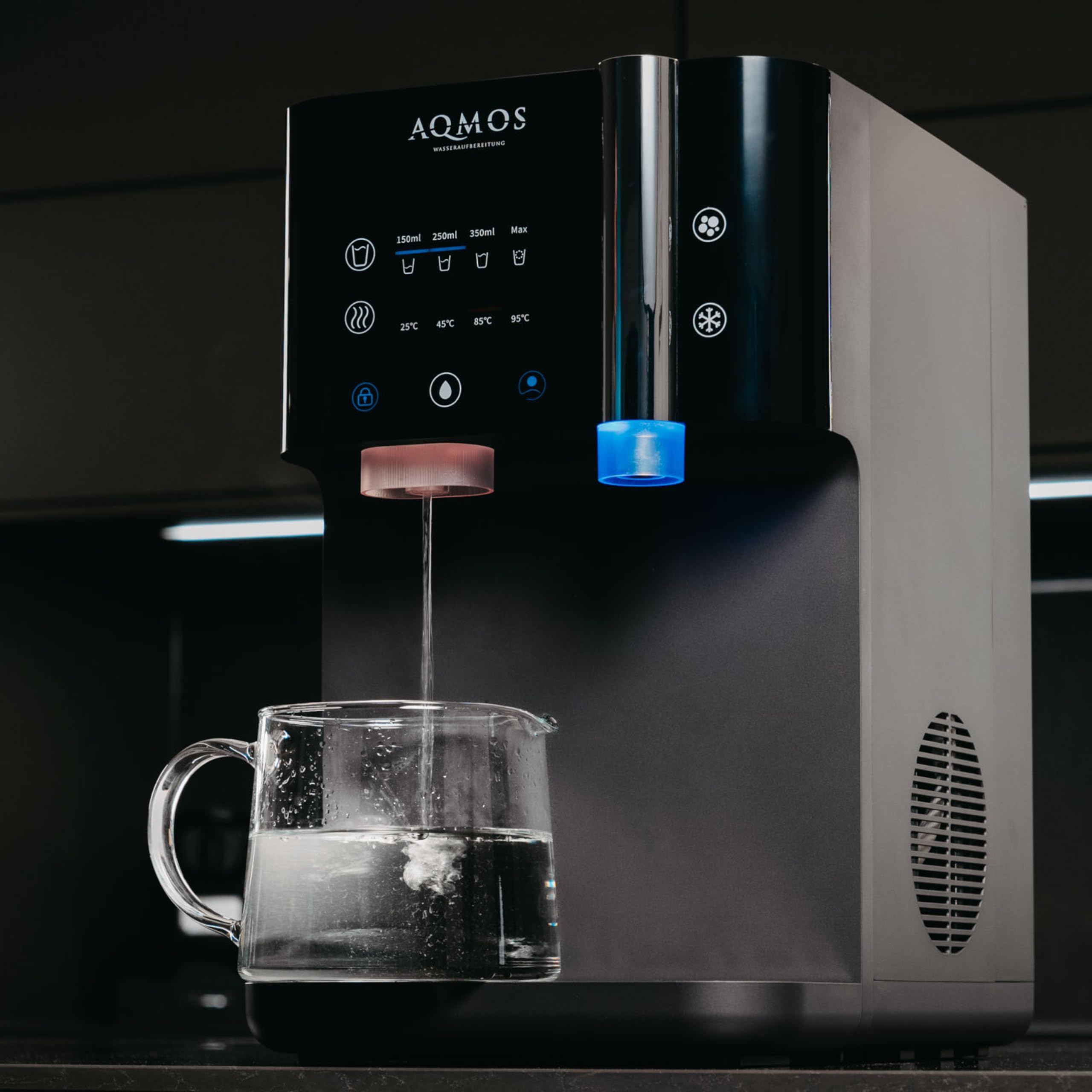 Dispensador de Agua Aqmos Drinking Negro – Sistema Premium Todo en uno con Agua con Gas y sin Gas, Caliente y fría (5–95 °C), ósmosis inversa integrada, Control táctil, para Cocina y Oficina