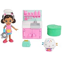 Gabby’s Dollhouse, set Lunch and Munch Kitchen con 2 personaggi giocattolo, accessori e mobile, giocattolo per bambini dai 3 anni in su