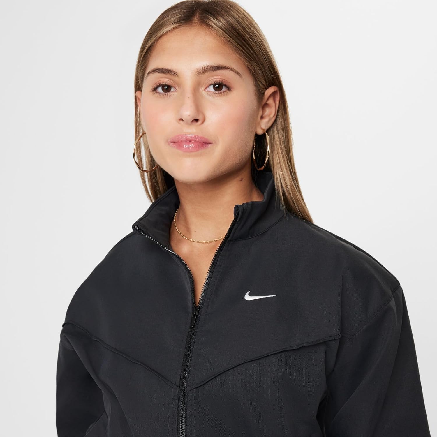 Nike Sportswear Girls' Oversized Lightweight Jacket (FZ5557-010, Black/White) Size Medium - Image 4