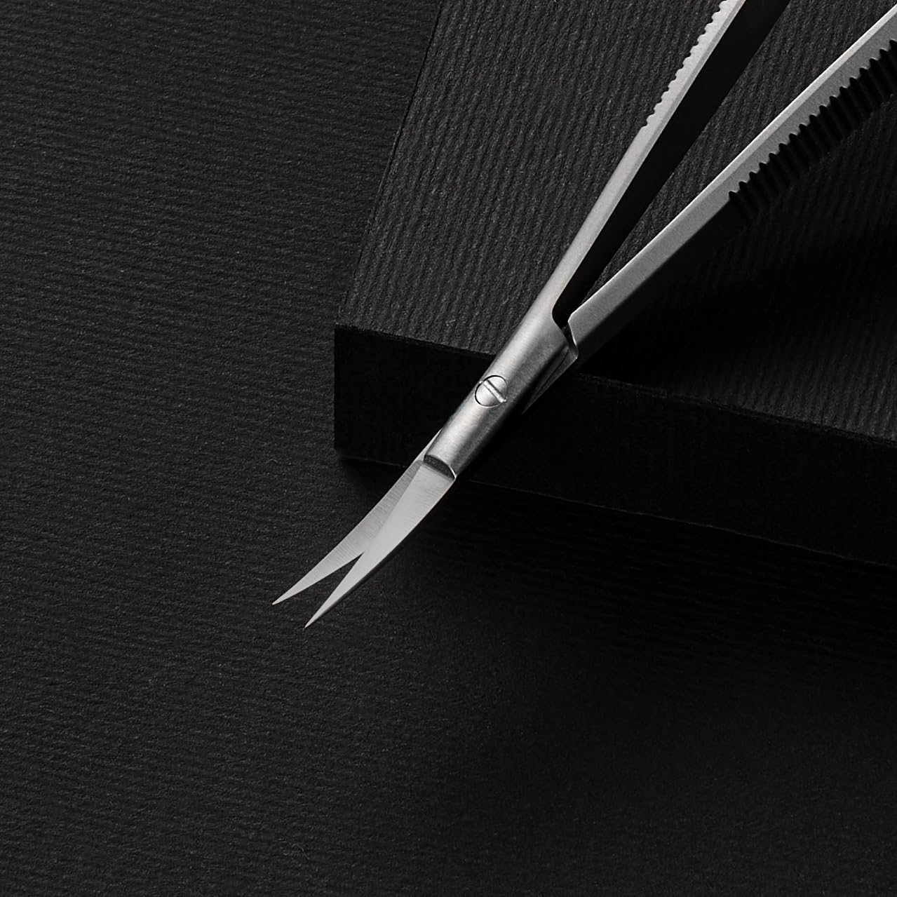STALEKS PRO Micro Tijera profesional para cutículas. Ágil y de fácil uso. Acero inoxidable. Expert SE-90/1