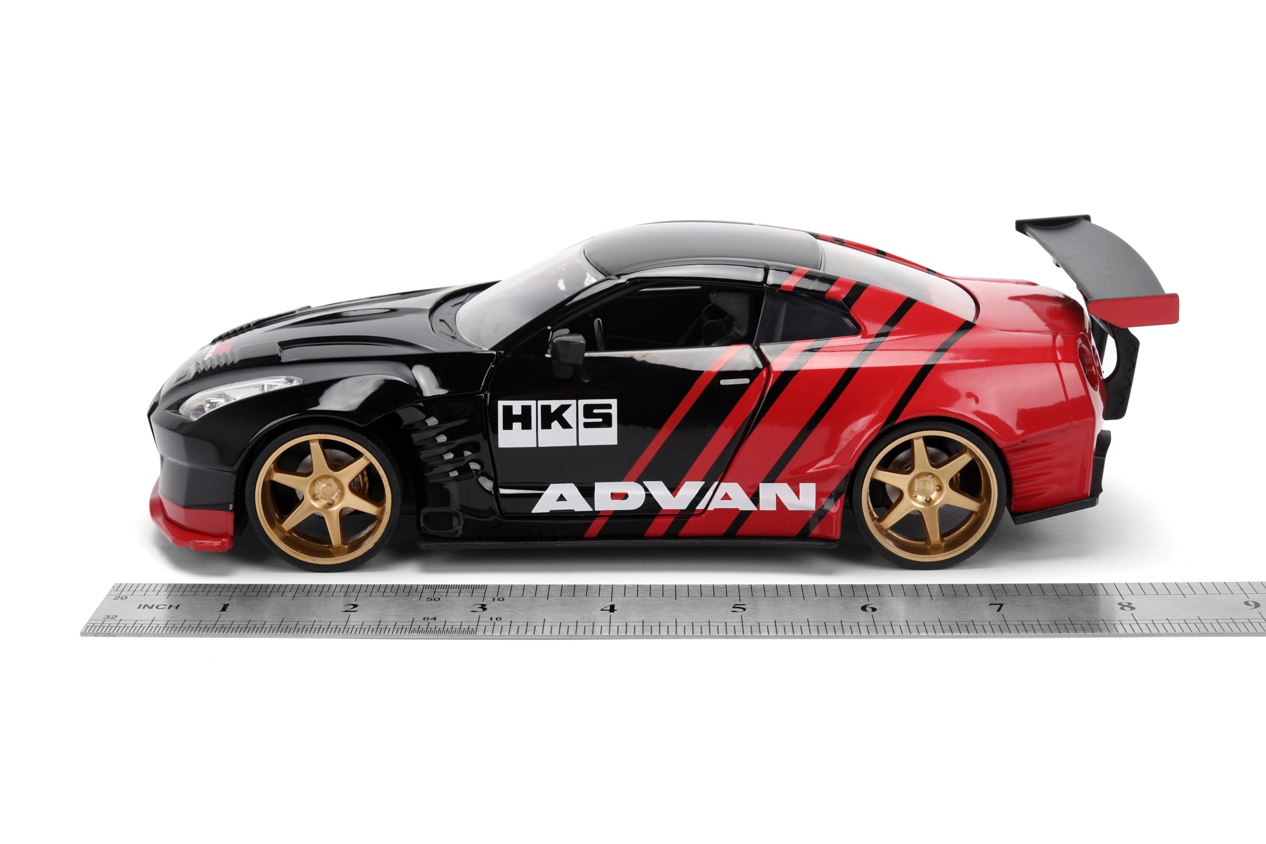 Jada 2009 Nissan GT-R Ben Sopra HSK Advan, Schwarz/Rot Toys 37022-1/24 Druckguss-Modellauto