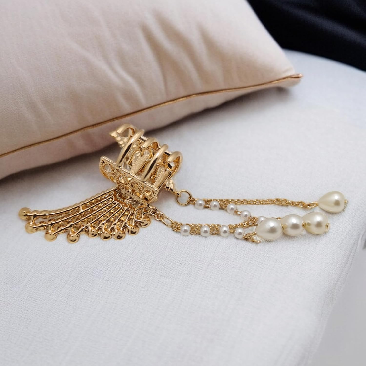 Elegant Angel Wings Rhinestone Hair Clip Crystal Hair Accessory with Pearl Pendant Chains Sparkly Decorative Hair Clip for Women and