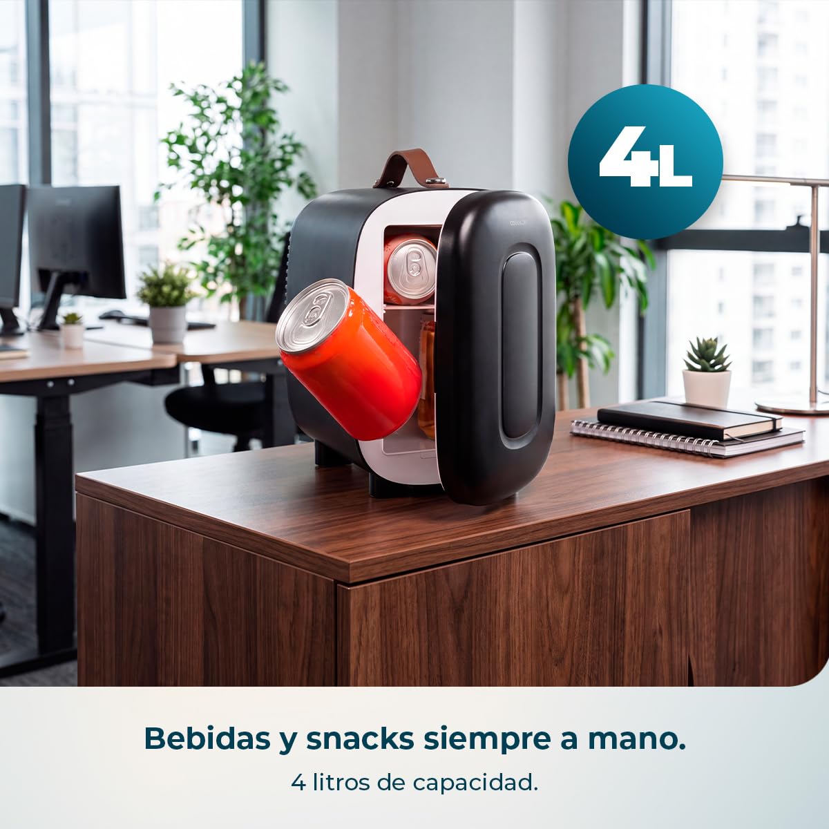 Cecotec Mini Frigorífico Bolero MiniCooling 4L Capri Black. Funciona a 12V y 220V, Ideal para Coche y Caravanas, Función de Enfriamiento y Calentamiento, Rango de 7 a 50 Grados, Fácil Transporte
