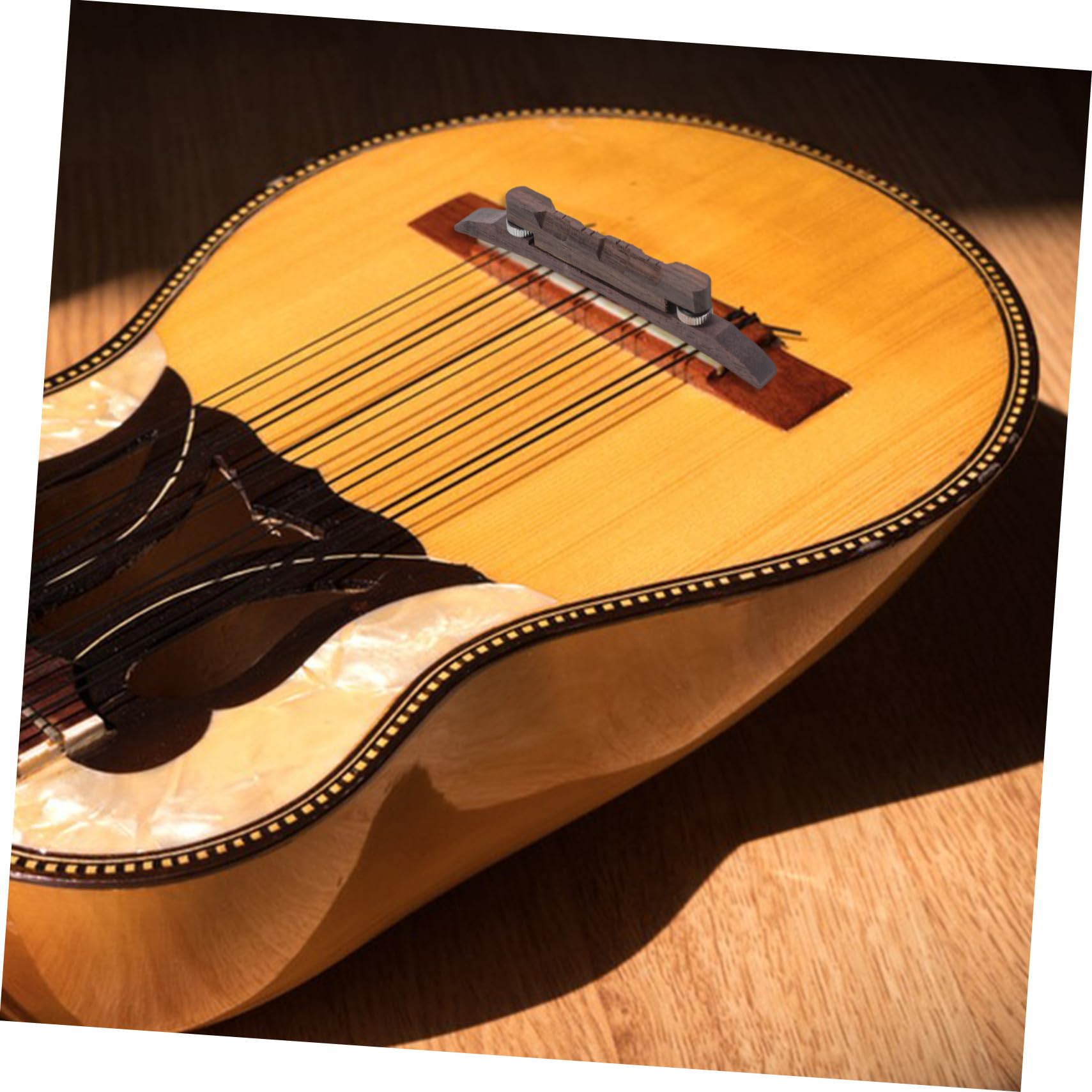 Hemobllo Pont de Mandoline en Bois Rouge de Remplacement Réglage de Tonalité Lisse pour Mandoline Professionnelle et Accessoires de Réparation