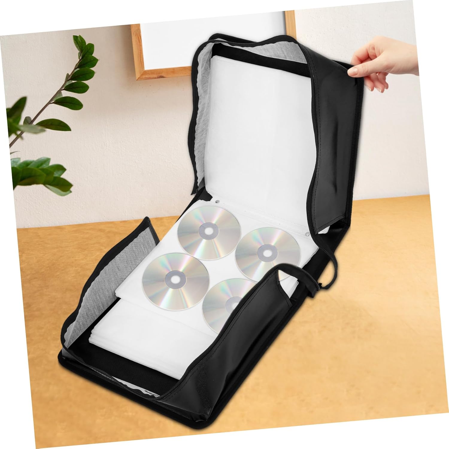 Garneck Portable Pu Cd DVD Storage Organizer with Handle Large Capacity for Discs for Car Use Functional Disk Holder for Movies and Music and Design