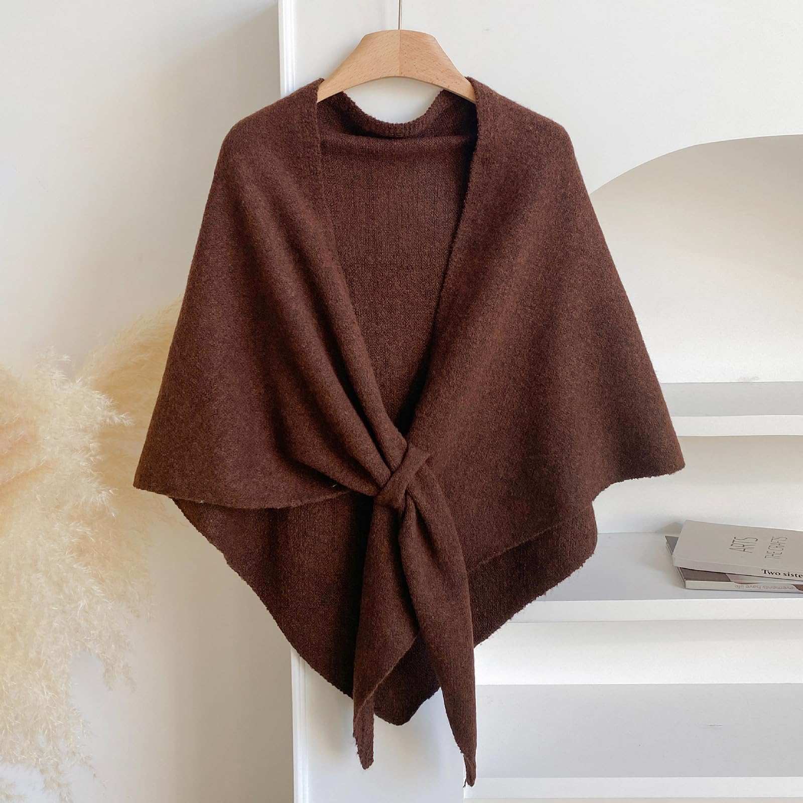 Poncho para Mujer - Triángulo Largo, Térmico y Elegante, Bufanda Wrap con Hebilla de Cuero