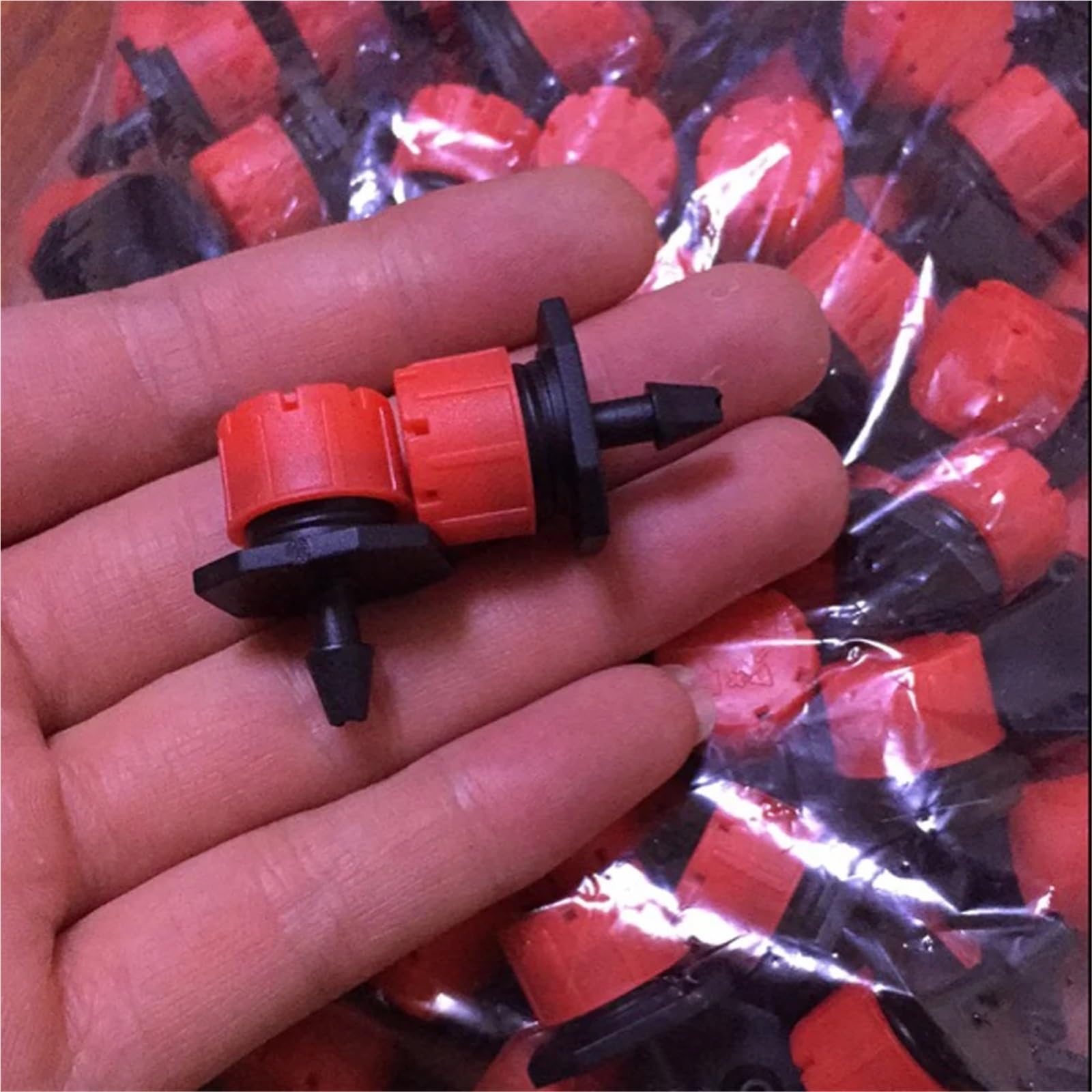 Emettitori di irrigazione a goccia 400 pz irrigazione regolabile gocciolatori irrigatori 1/4 '' emettitore gocciolatore gocciolatore micro ugello rotante per sistema di irrigazione a goccia