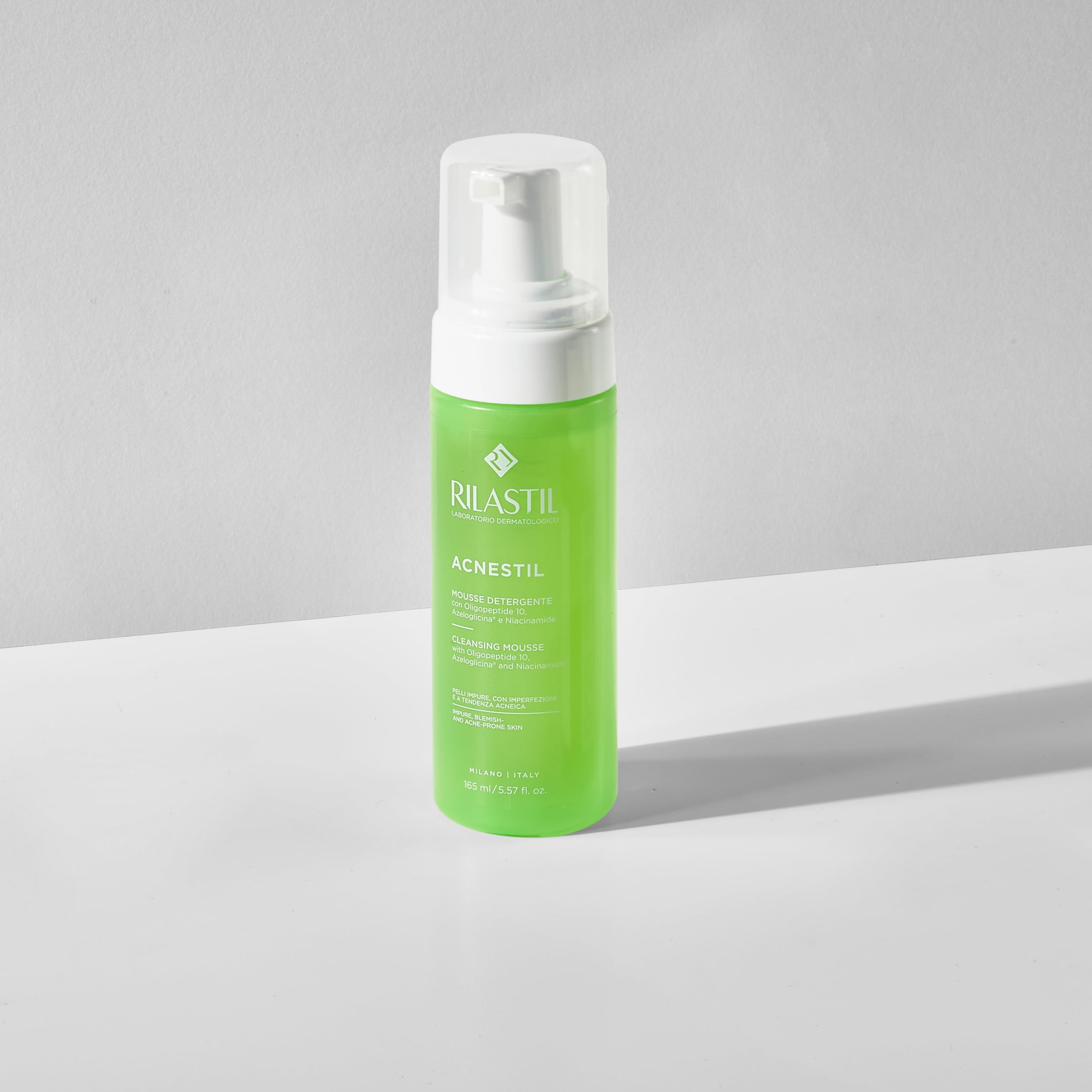 Image secondaire de Rilastil - Acnestil Mousse Limpiadora Profunda, Sebonormalizante y Calmante que Reduce las Imperfecciones, Para Piel Irritada, M