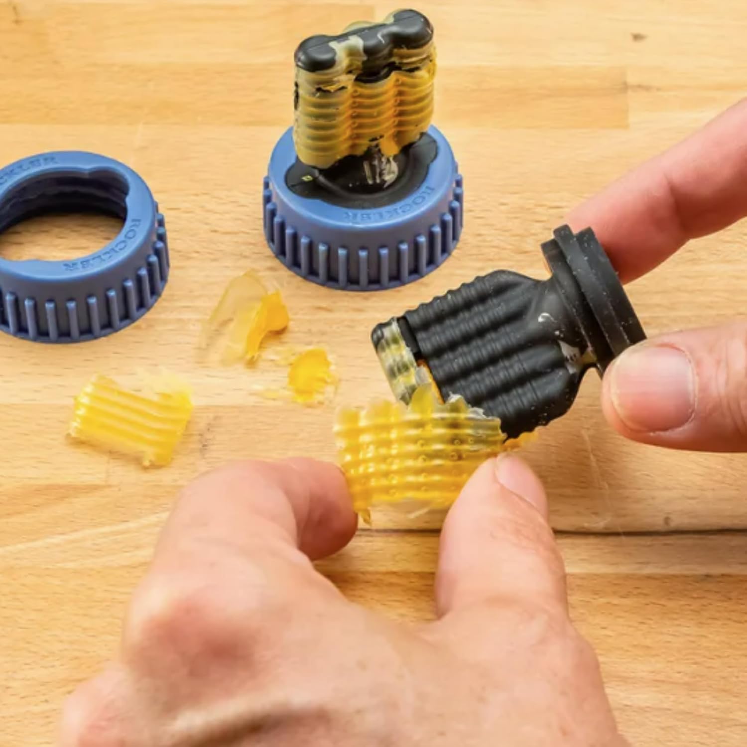 Glue Bottle Silicone Applicator Tips for Beadlock Joints -Plastic Collar Glue Applicator Tips w/Caps & Cleaning Tools -Compatible Glue Tips for Glue Bottles -Easy Cleanup Glue Bottle Applicator Tips