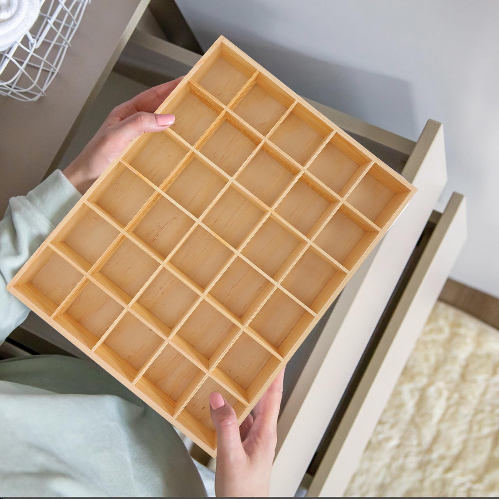 Scatola organizer in legno per biancheria intima e accessori, divisorio multiuso per cassetti con 30 scomparti per armadi e scrivanie, soluzione perfetta per riporre oggetti in decluttering
