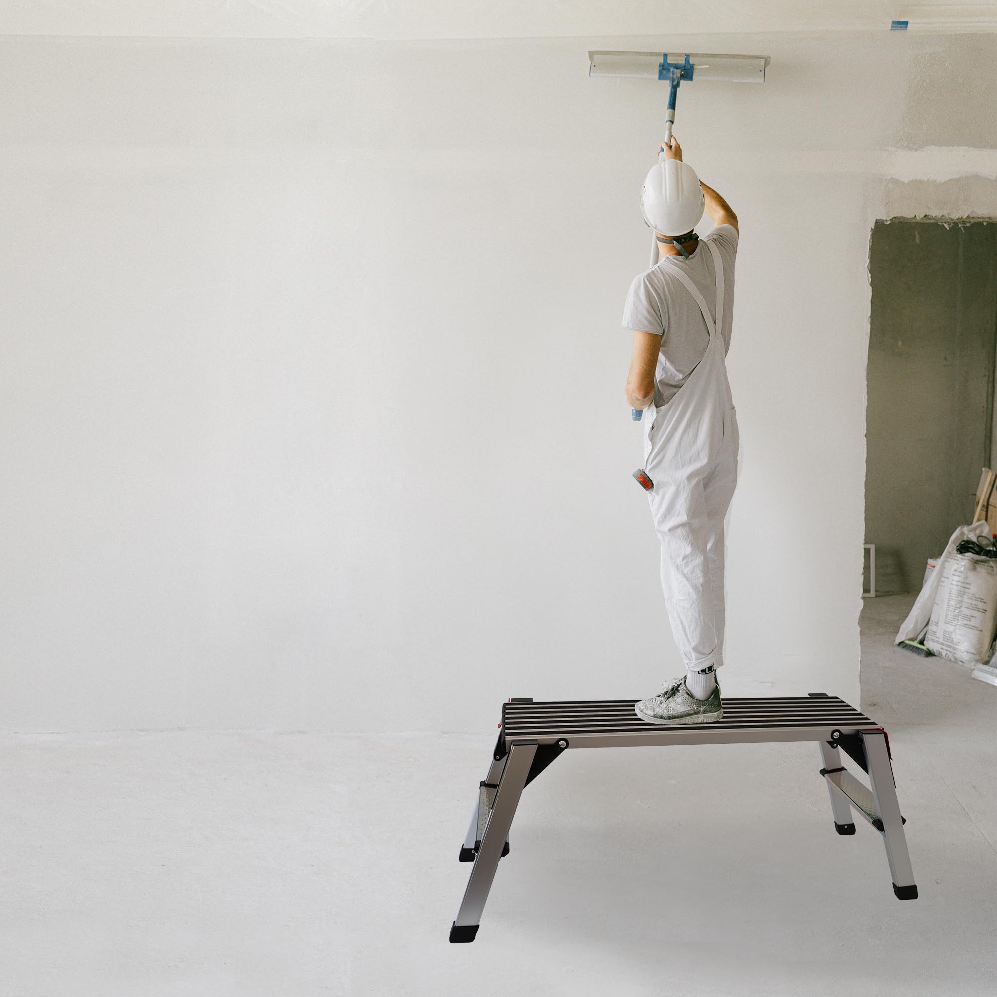 Lemodo Plateforme de travail - Plateforme de travail avec revêtement antidérapant - Charge maximale : 150 kg - Échelle en aluminium avec 2 marches - Échelle pliable - Argenté - NA181