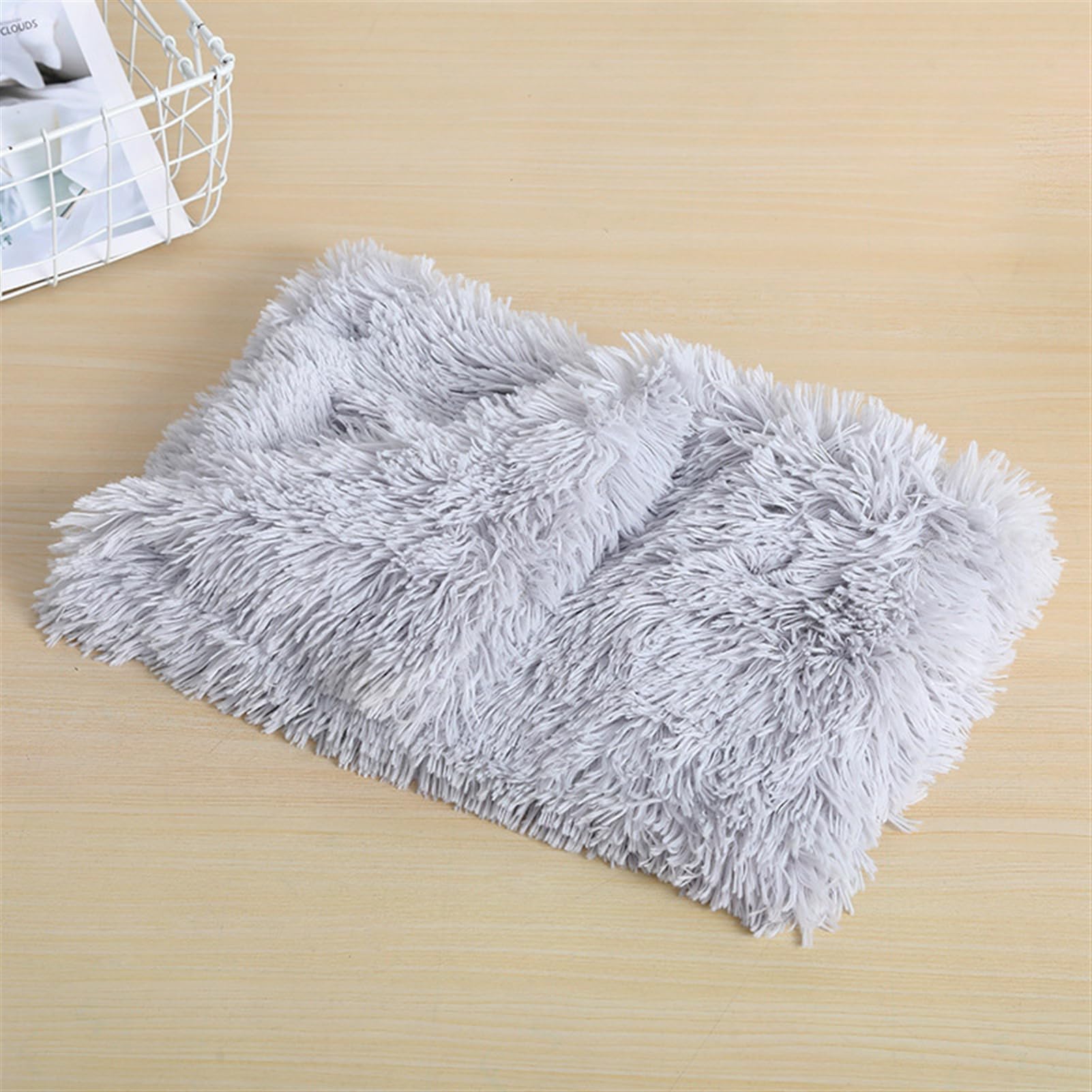 Wokuaile Puppy Blanket Pet Soft Fleece Dog Blankets Fluffy Warm Cat Kitten Throw Plush Washable Reversible for Large Medium Small Dog Gray, 36 x 56 cm — image 1