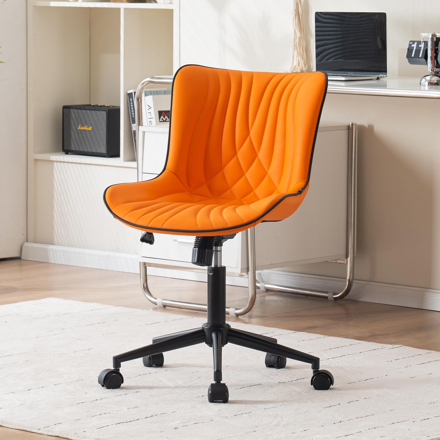 YOUTASTE Silla de Oficina Ergonómica, Silla de Escritorio Regulable en Altura, Cuero PU,Silla Giratoria con Función de Inclinación, Silla de Ordenador con Ruedas para Estudio, Dormitorio, Naranja