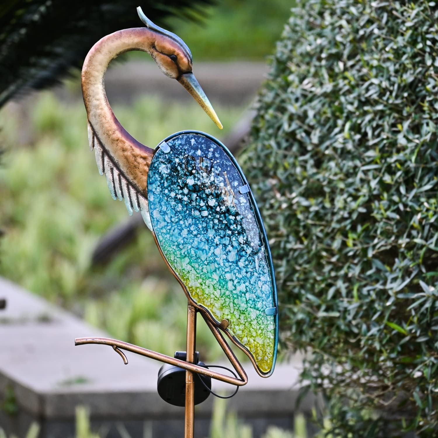 TERESA'S COLLECTIONS Garden Ornaments Outdoor, Large Glass Blue Heron Solar Garden Light - Image 3