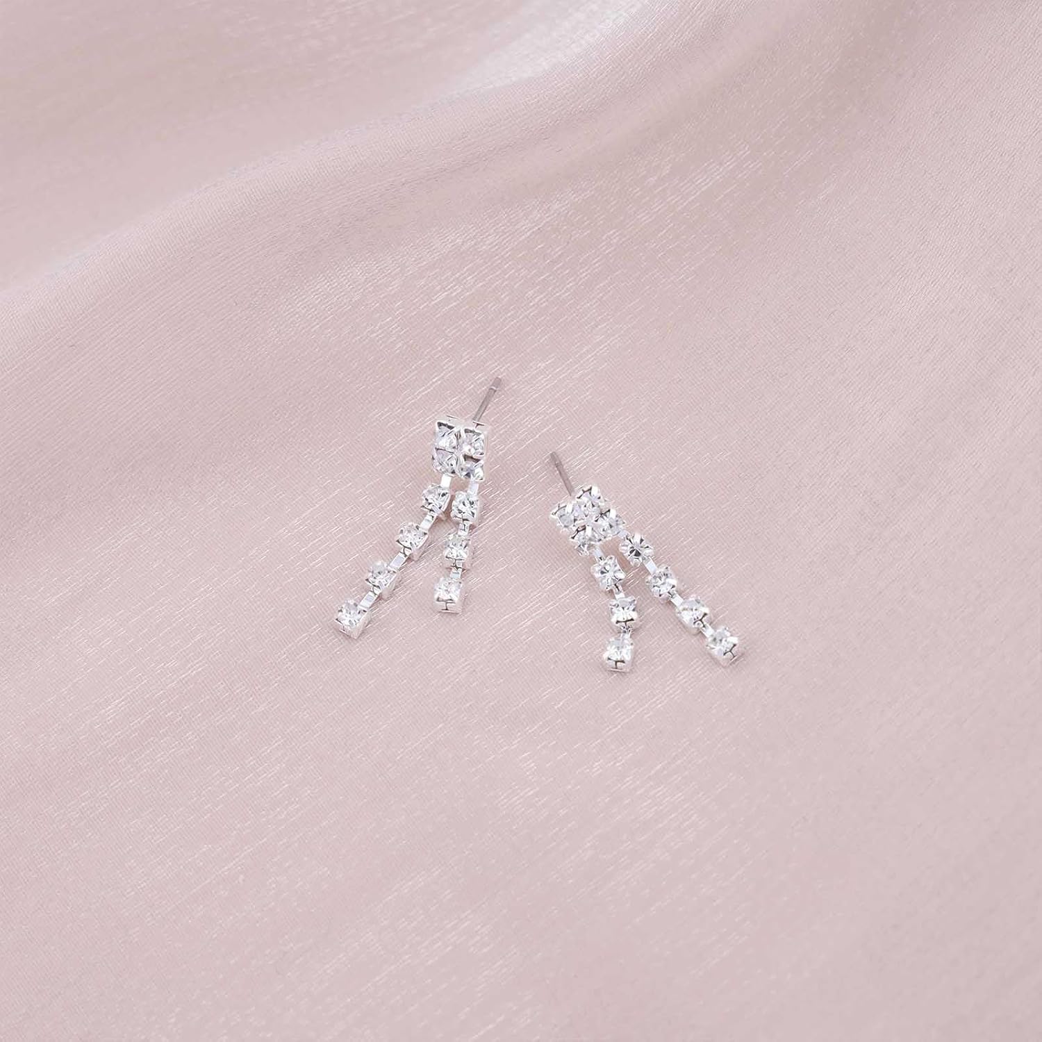 Vintage Crystal Drop Earrings Linear Crystal Chain Earring Silver Chandelier Rhinestone Earring Wedding Chandelier Earrings Jewelry for Women - Image 3