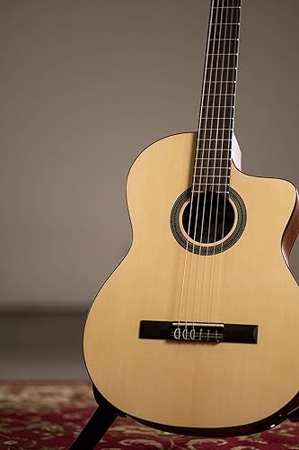 Miniatura 10 de Cordoba C1M-CE Guitarra Clásica Acústico-Eléctrica Cutaway de Cuerda de Nailon, Natural, Serie Protegida