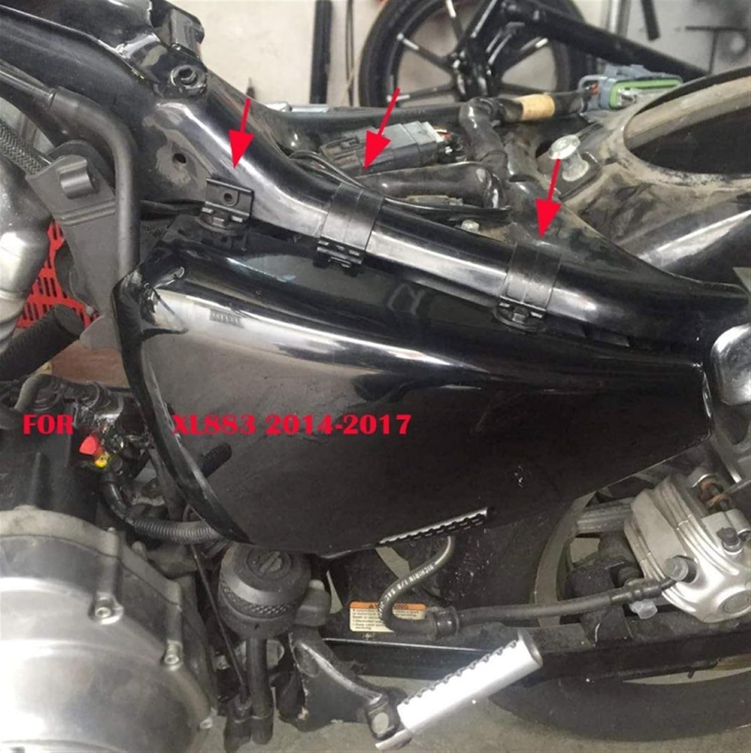 Side Cover Clips Set Left Side Battery Cover Mount Compatible with Harley Sportster XL883 XL1200 48 72 2004-2017