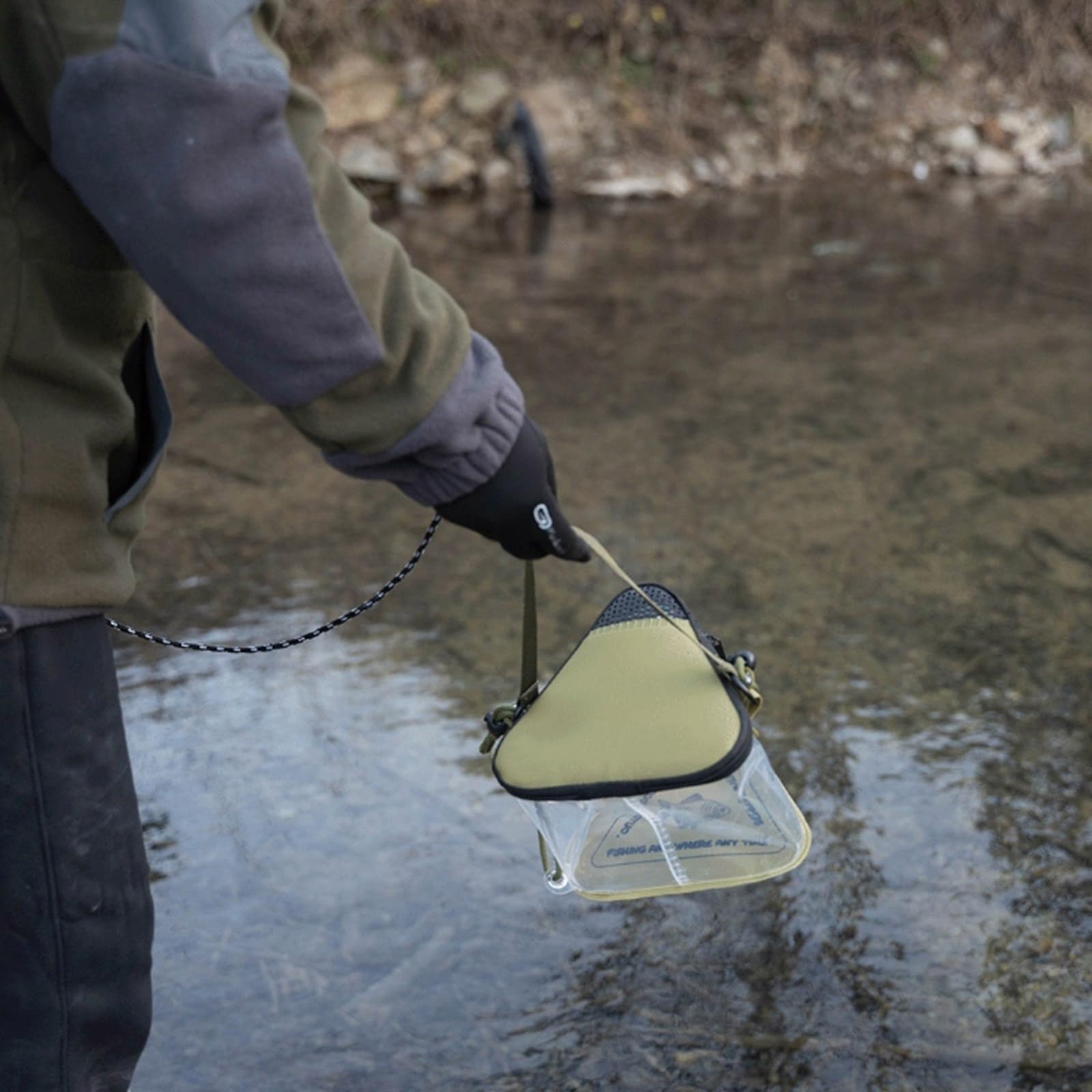 Secchio da pesca triangolare pieghevole trasparente secchio per pesci vivi contenitore per esche vive secchio d'acqua portatile multifunzione