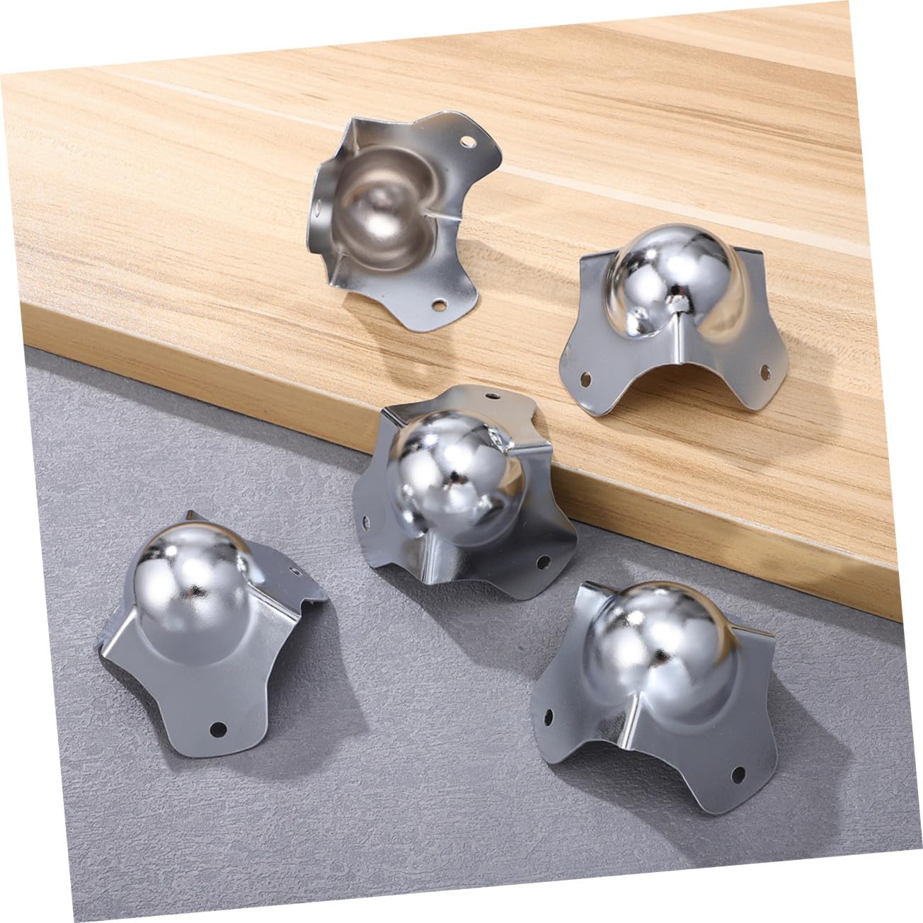 TEHAUX 12 Pezzi Protezioni Angolari per Flight Case in Ferro Argento, Copertura Angolare a Forma Sferica, Resistente e Facile da Usare per Mobili e Valigie