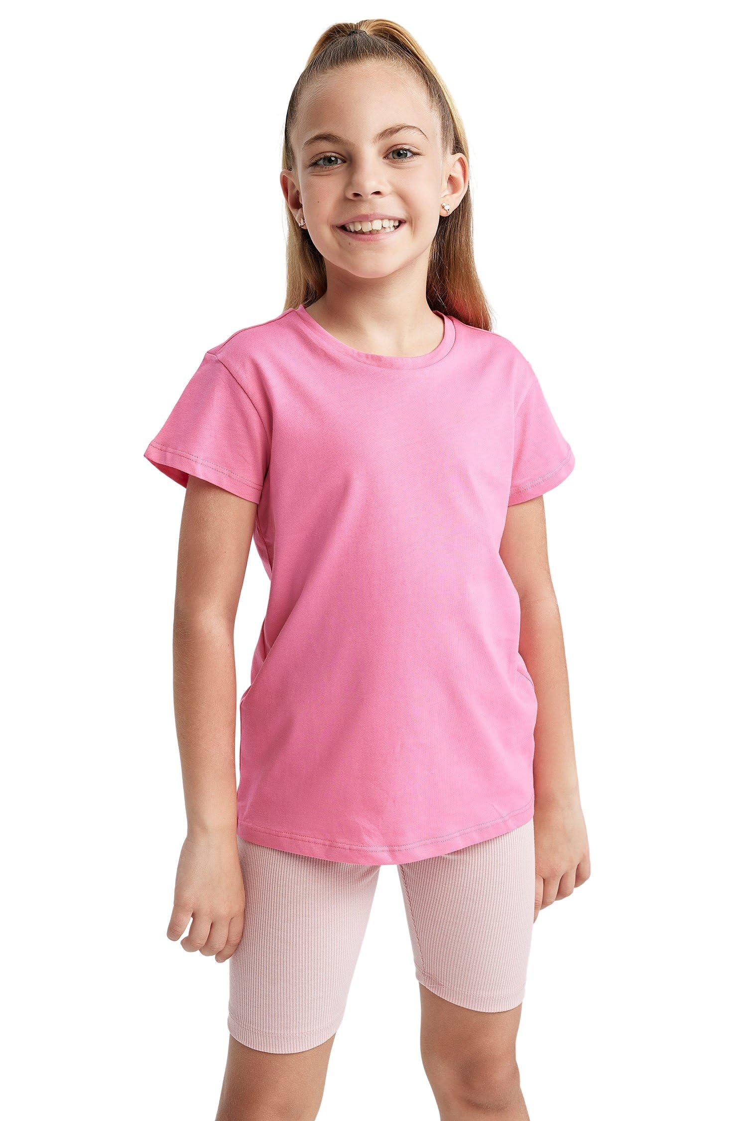 DeFactoGirl's B0672a8 T-Shirt