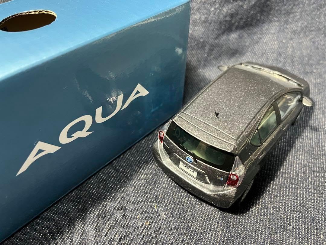 アクア カラーサンプルミニカー（グレー） トヨタ］アクアカラー