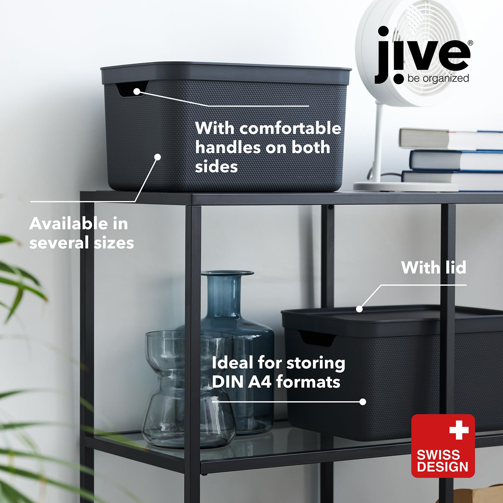 Rothos Jive Lot de 3 Boîtes de Rangement 16 L avec Couvercle, Gris Foncé | Bacs de stockage empilables format A4 en plastique recyclé, design Red Dot Award, dimensions 36,5 x 27 x 27 cm par bac.