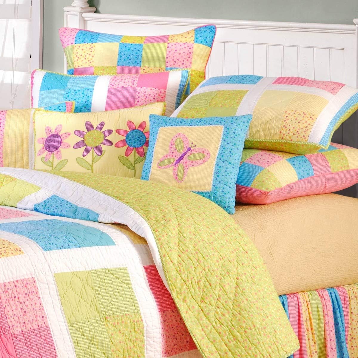 C&F Home Elianna Full/Queen Quilt 100% Cotton Lightweight Machine Washable Reversible Bedspread Coverlet Full/Queen Multicolored