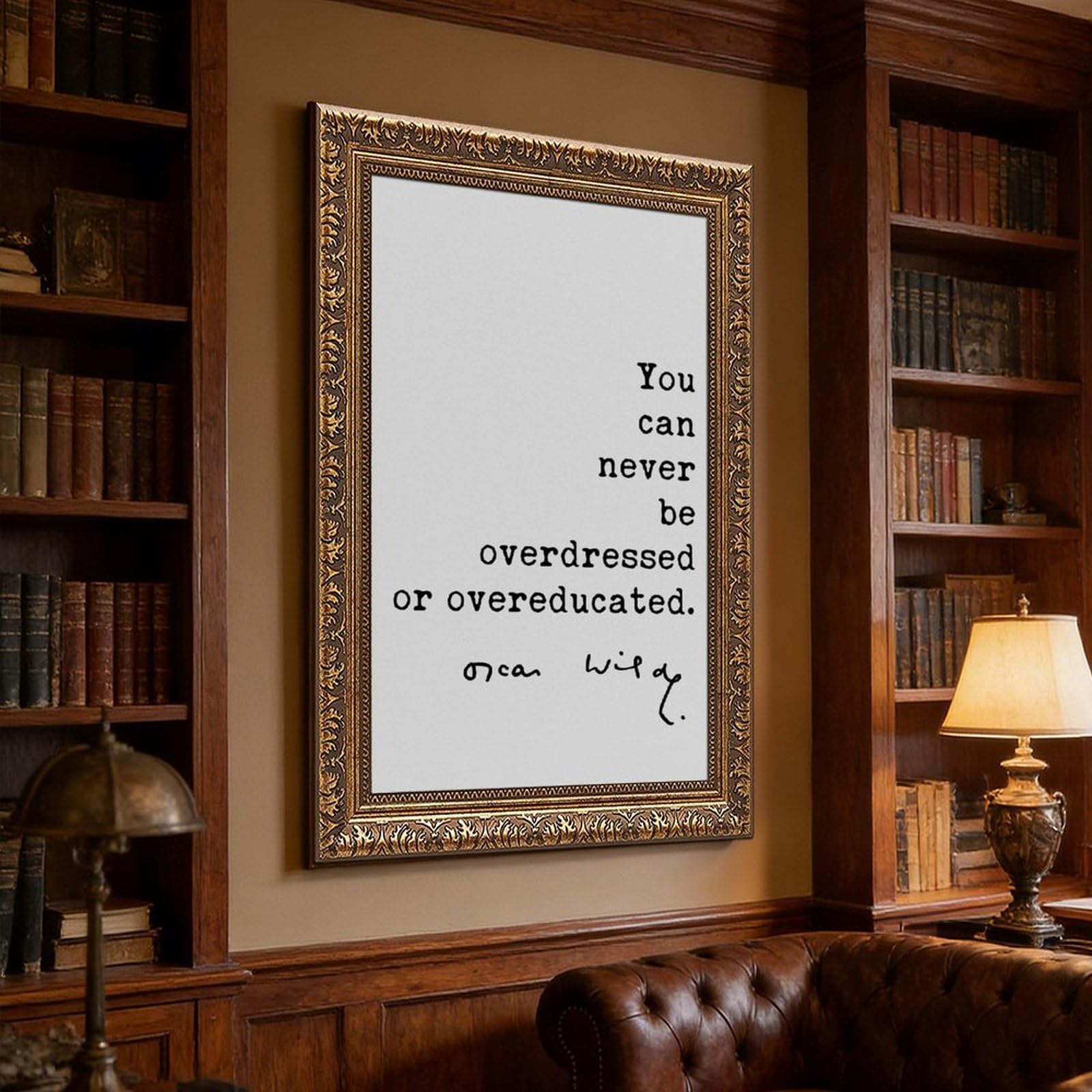 Mnyuein "You Can Never Be Overdressed Or Overeducated" Poster Zitate | 50,8 cm L x 76,2 cm B, Retro-Goldrahmen, mehrere Größen, mehrere Rahmenstile, Wandkunstdruck, für Wohnzimmerdekoration