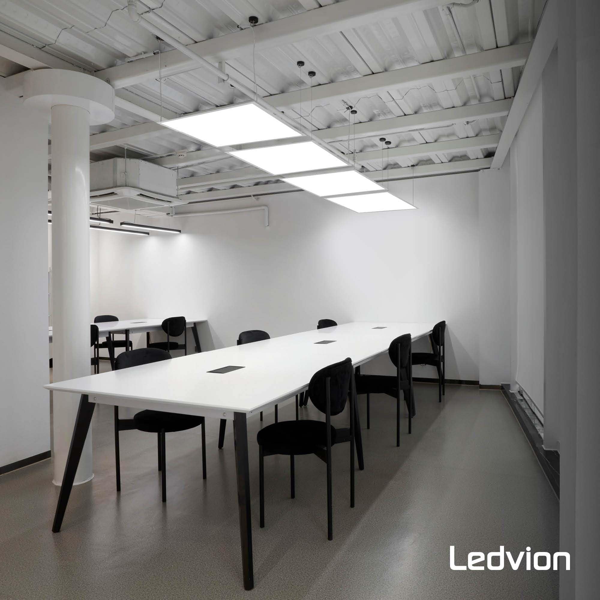 Ledvion LED Panel 60x60cm 36W 4000K UGR <22 Dimmbar