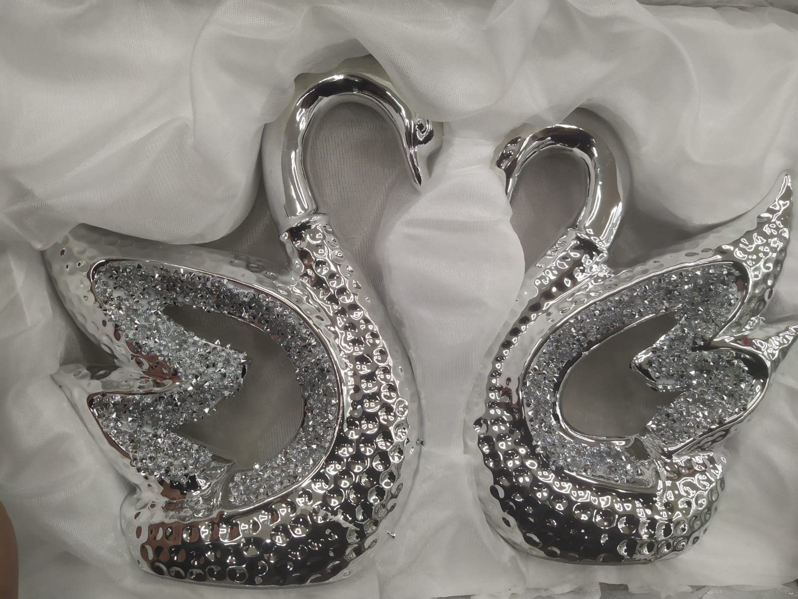 Biznest Crushed Diamond Crystal Glass Couple Swan Figurine Ornament Home Décor