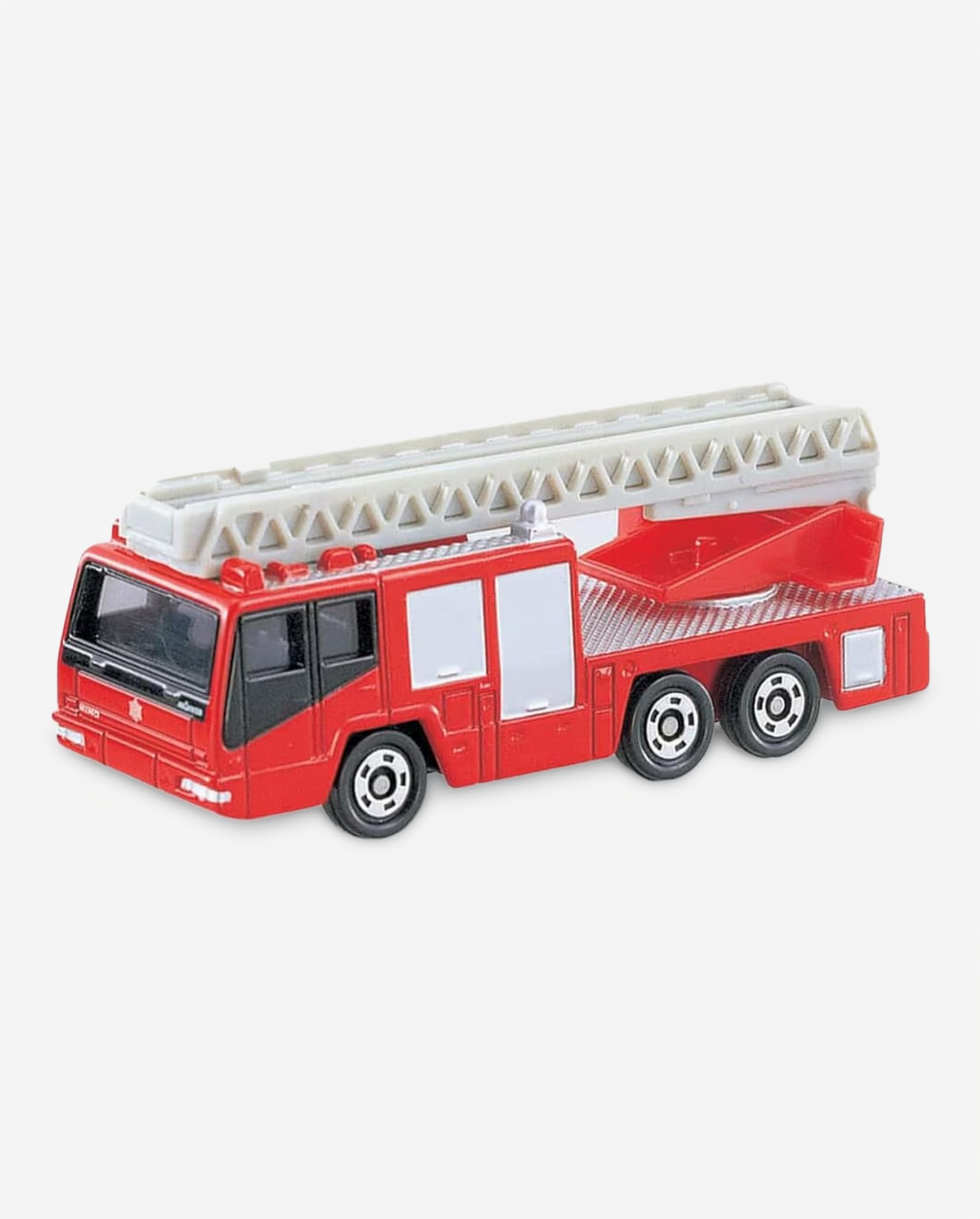 Amazon.co.jp: タカラトミー『 トミカ №108 日野 はしご付消防車 (箱