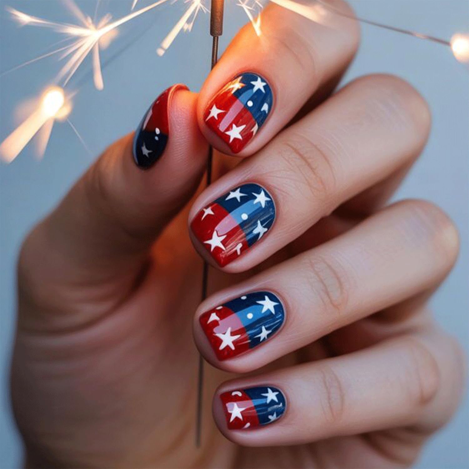 4th Of July Press On Nails Short Square Fake Nails Patriotic Star Nails Press Ons Independence Day Acrylic Nails red white blue Stick On Nails Glossy Full Cover Glue On Nails For Women 24Pcs