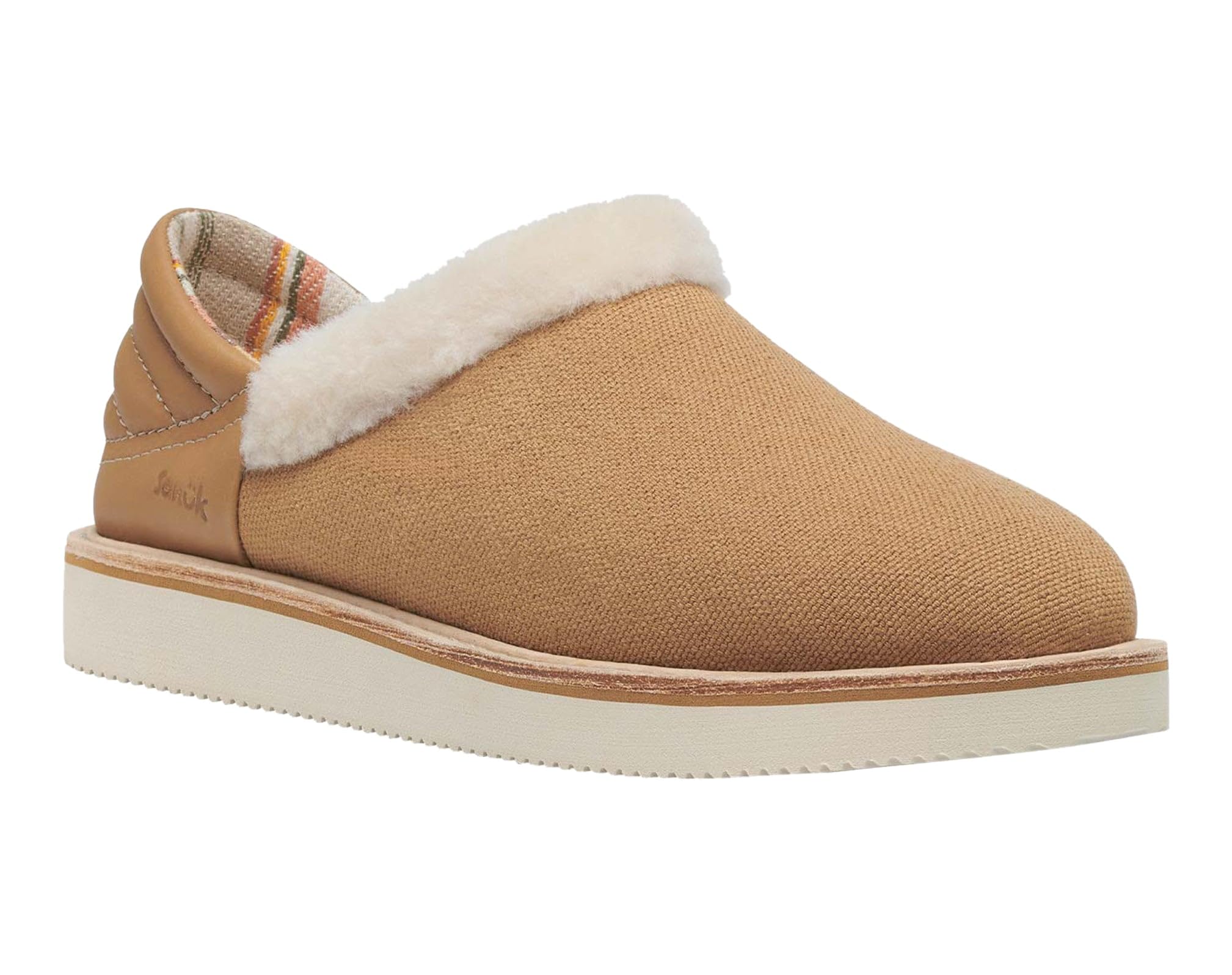 Pantoufles Sanuk Cozy Vibe Low Sl femme avec semelle ultra souple châtaigne