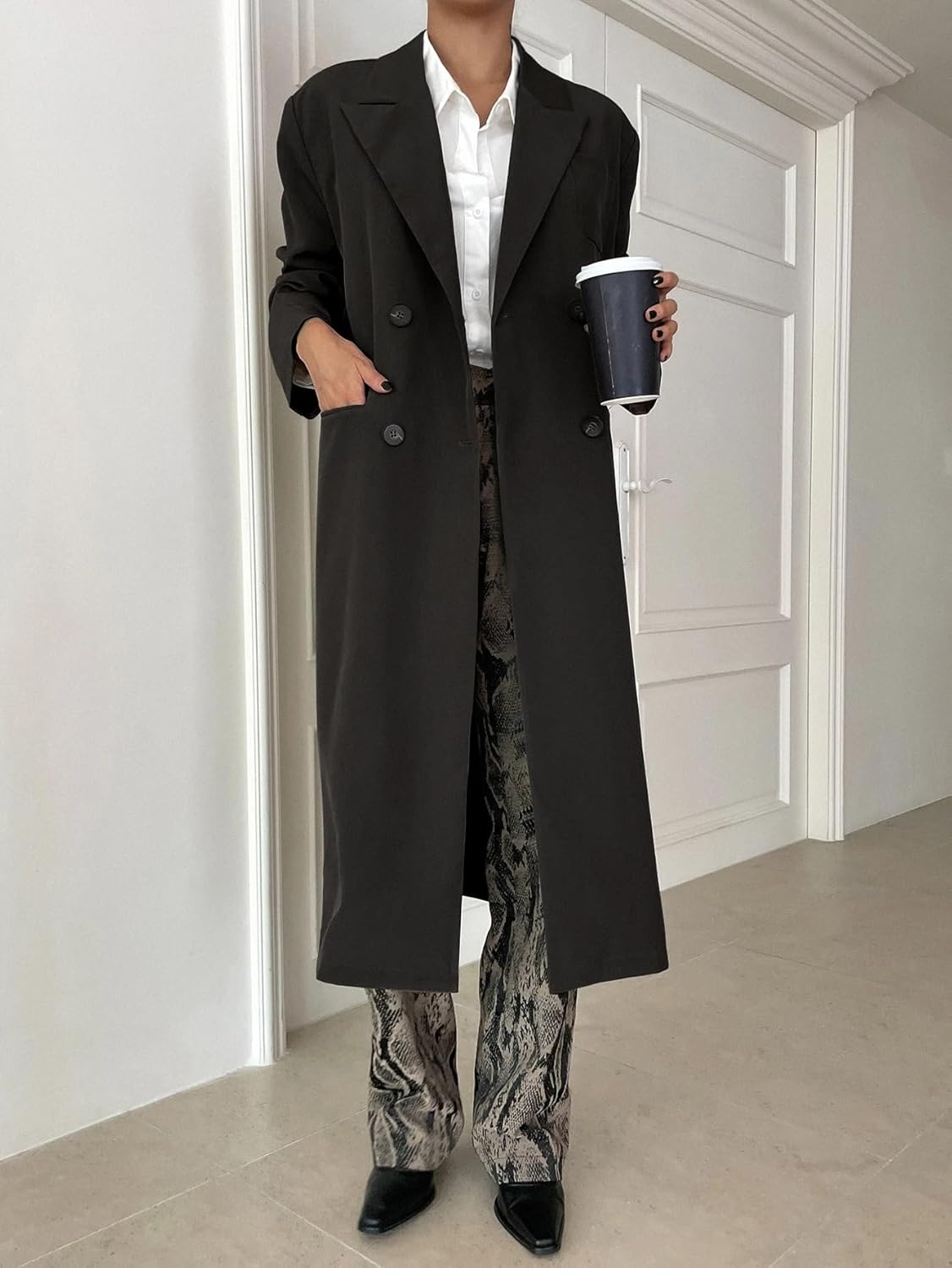 Women's Trench Coat Lapel Neck Double Breasted Elegant Coat Long Sleeve Classic Overcoat