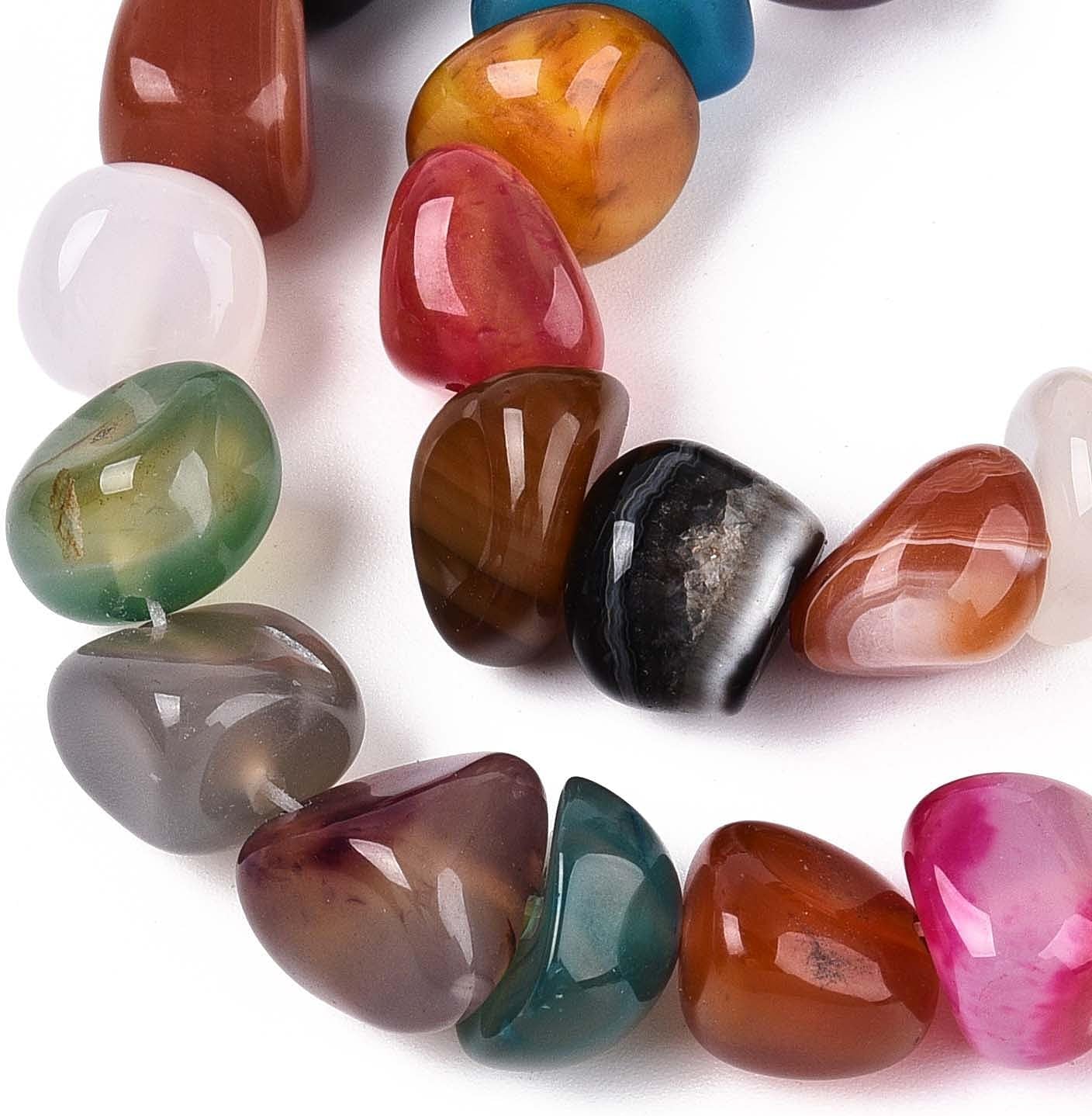 Ipotkitt 5 Strands Mixed Dyed and Undyed Natural Agate Nuggets Beads Strands Tumbled Irregular Stone Spacer Bead for DIY Jewelry Bracelet Necklace Earrings Keychains Crafts