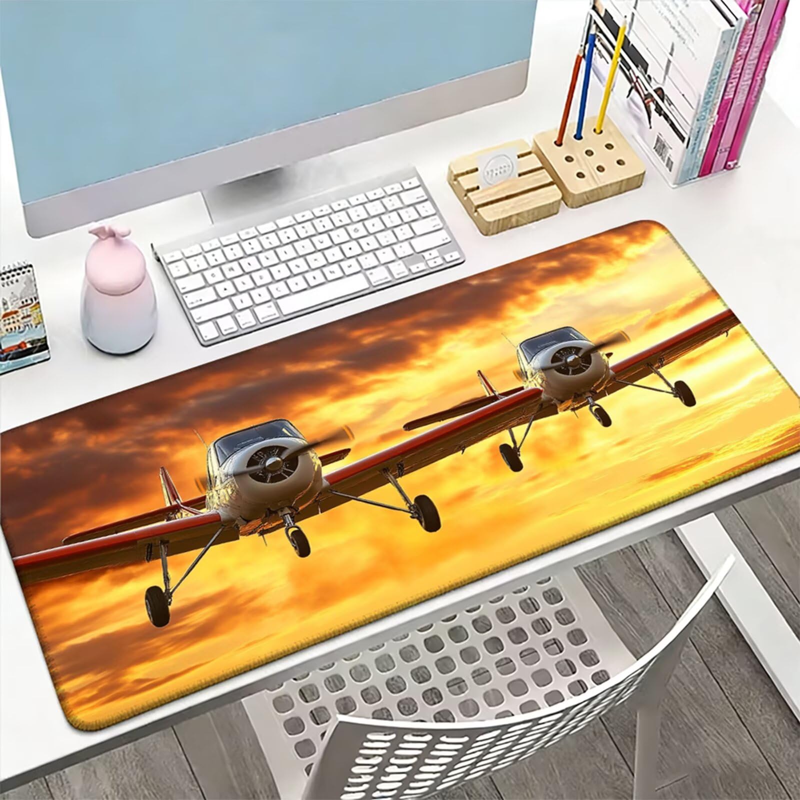 Tappetino per Mouse XXL 1400x600x3mm,Tappetino Mouse giallo,Grande Mousepad aereo con Idrorepellente e Base in Gomma Antiscivolo,Lavabile Tappeto Scrivania da Gioco per Gaming,Ufficio Accessori W-338
