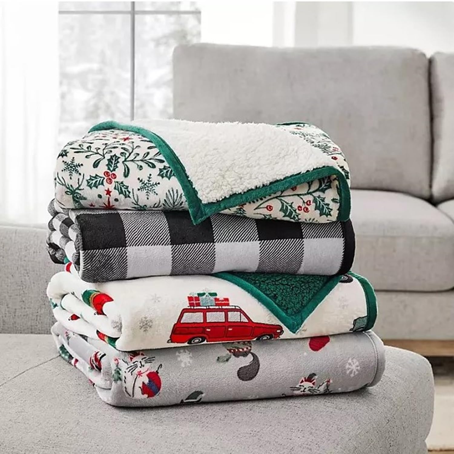 Amazon.com: Member's Mark Holiday Plush Throw, 60” x 70” Christmas