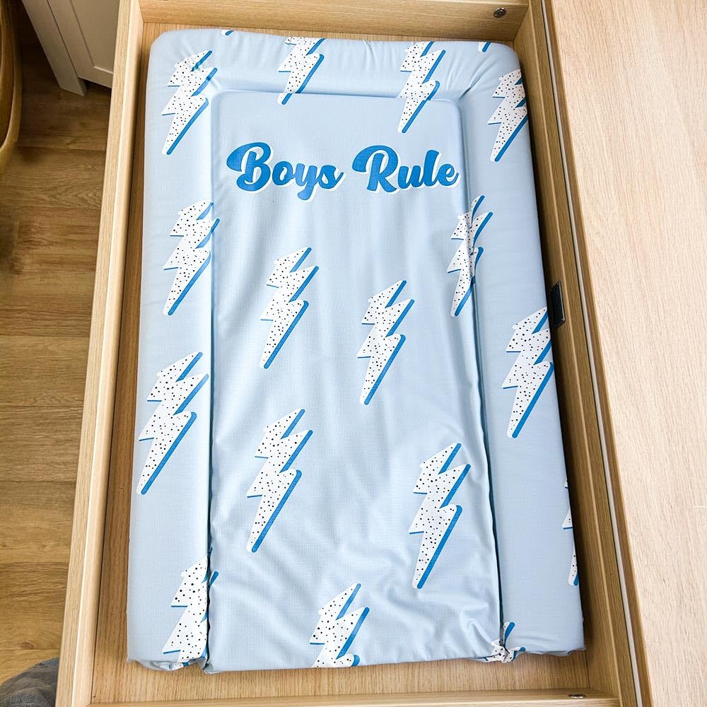 Callowesse Deluxe Baby Changing Mat – 76x45cm, Waterproof & Wipe Clean with Raised Edges, Soft & Portable for Easy Diaper/Nappy Changes. UK Made – Boys Rule Design