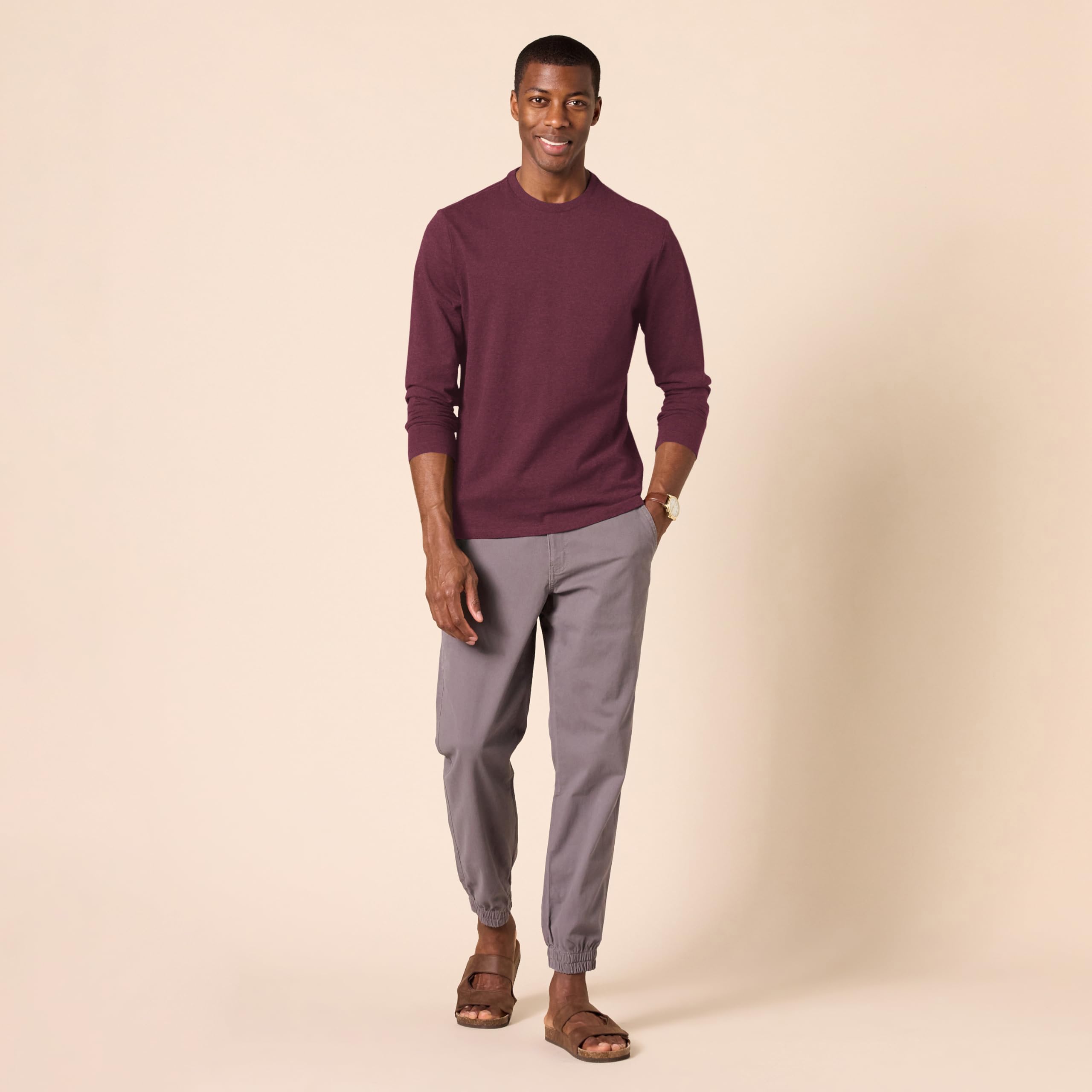 Amazon Essentials T-Shirt a Maniche Lunghe Slim Uomo