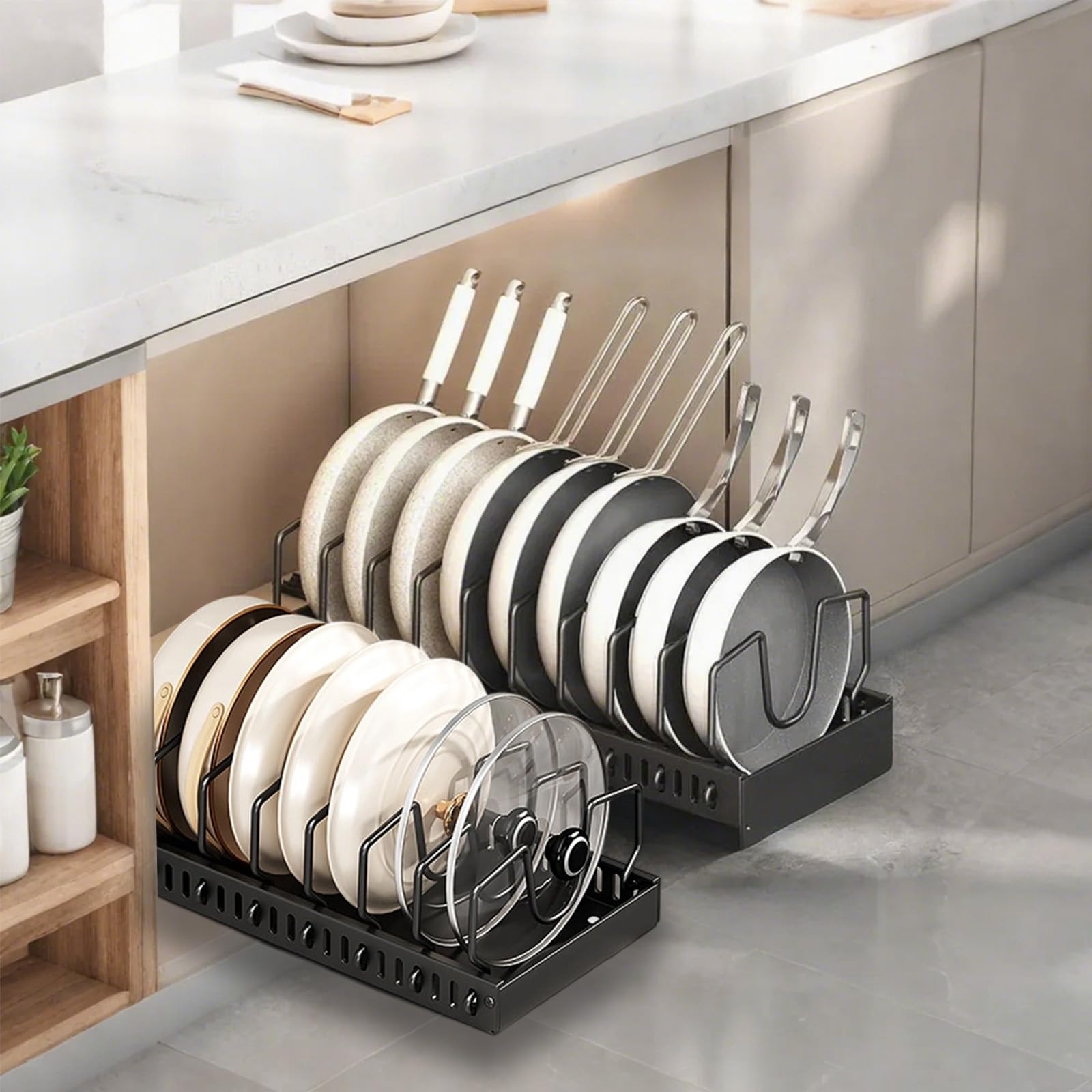 Porta Coperchi Pentole, Espandibile Porta Coperchi Pentole con 8 Scomparti Regolabili, Organizer Coperchi Pentole e Padelle per Cucina, Nero