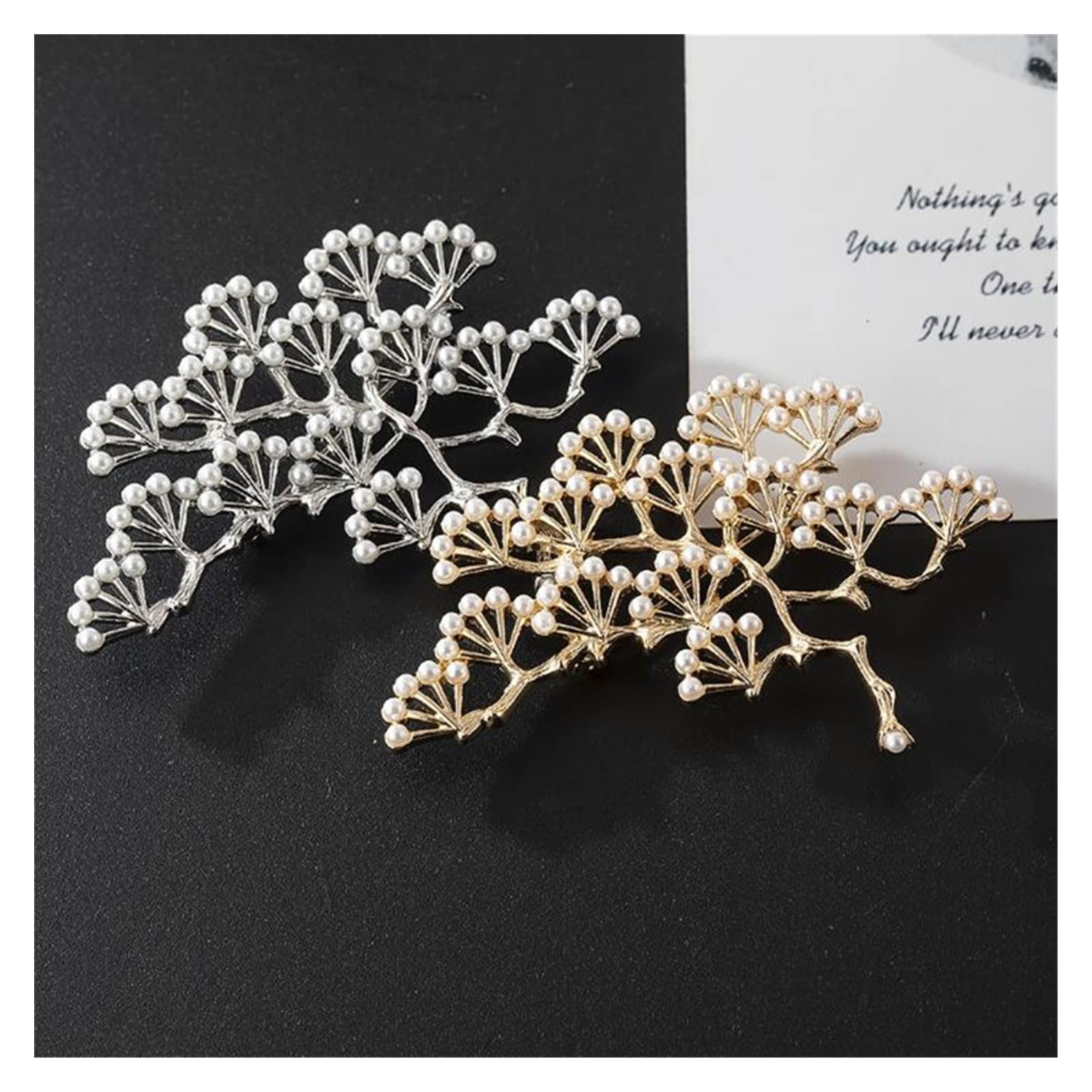 Broche de aleación de Perlas de imitación de Pino Antiguo Popular de Dibujos Animados joyería