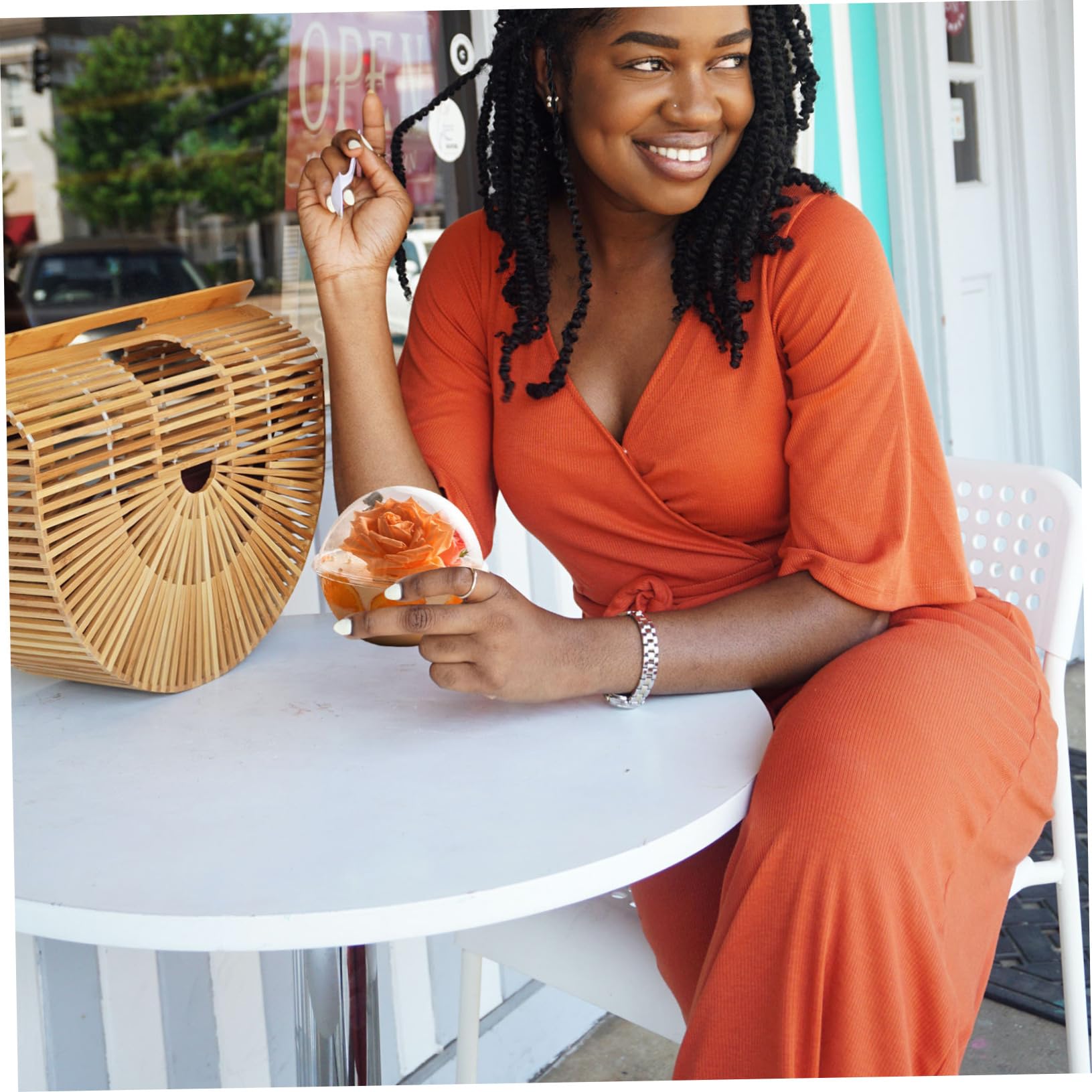 CONGARTENO 10Pcs Clear Cupcake Boxes Individual Dessert Holders Mousse Container for Bakery Cakes Muffins and Party Favors Sealed for Freshness and Protection