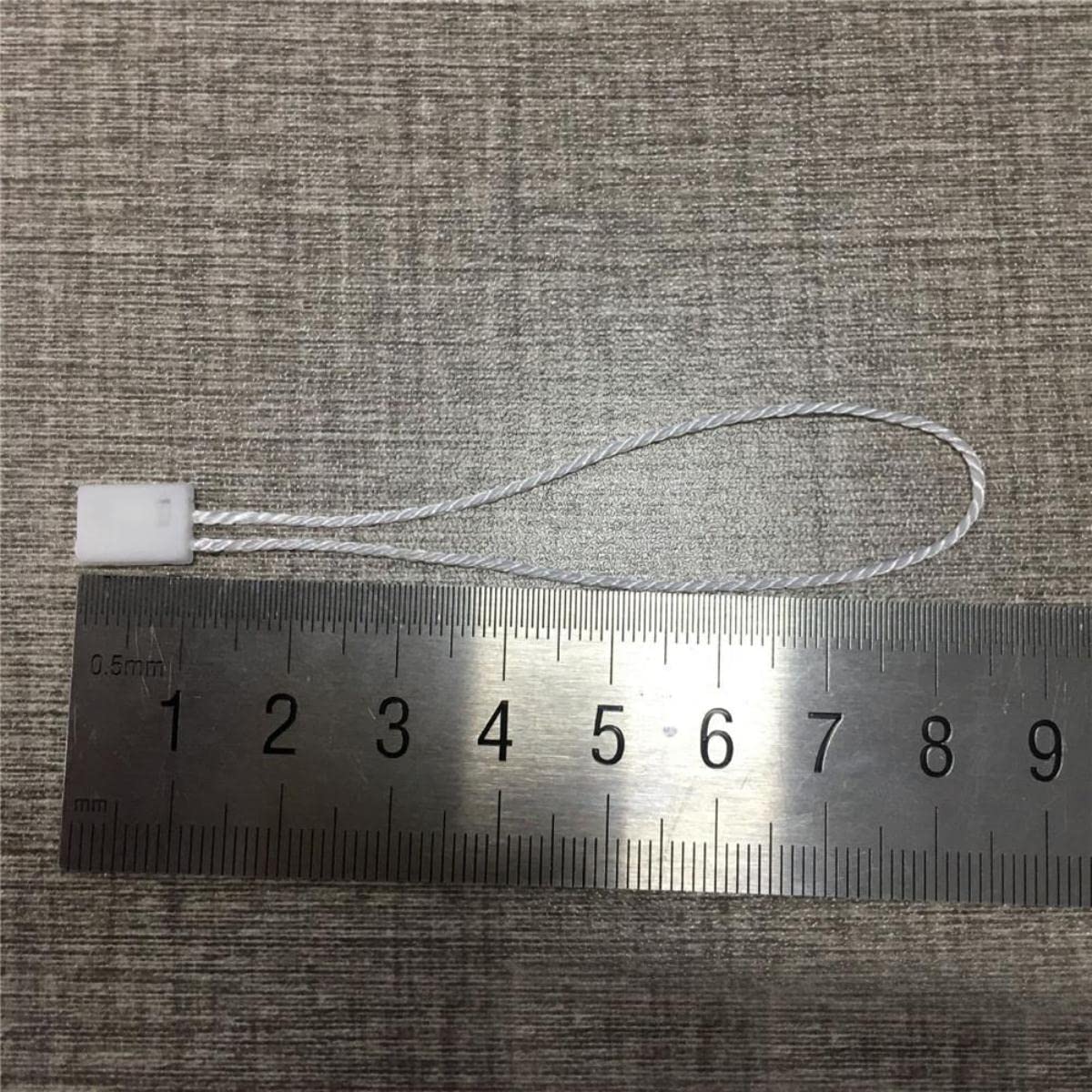Appendere String Tag Fasteners - Abbigliamento Tag con Stringa Attaccata, 7Loop Fastener Hook Cravatte per Abbigliamento Creazione Fai da Te Cinture Tasca Quadrati Bagagli Etichetta Attacco