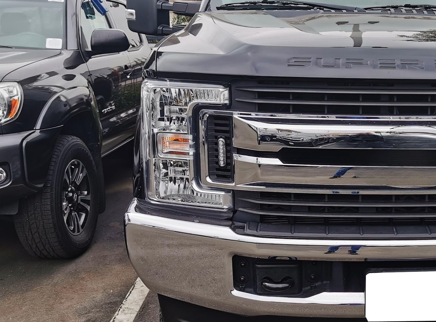 iJDMTOY Front Grille Side Mount Xenon White LED Daylight Driving Light Kit, Compatible With 2017-2019 Ford F250 F350 F450 XL XLT