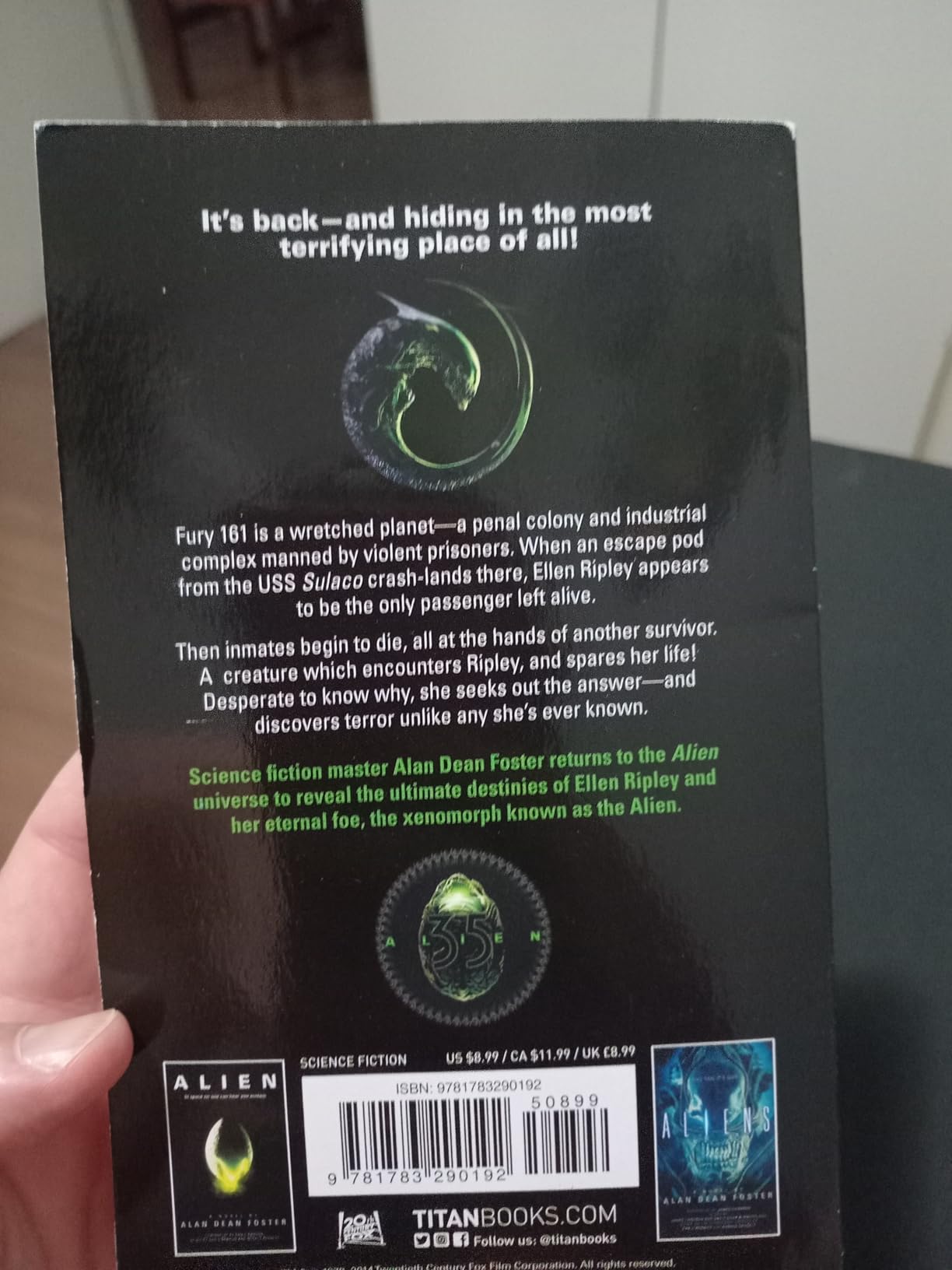 Alien 3: The Official Movie Novelization : Foster, Alan Dean: Amazon.sg ...