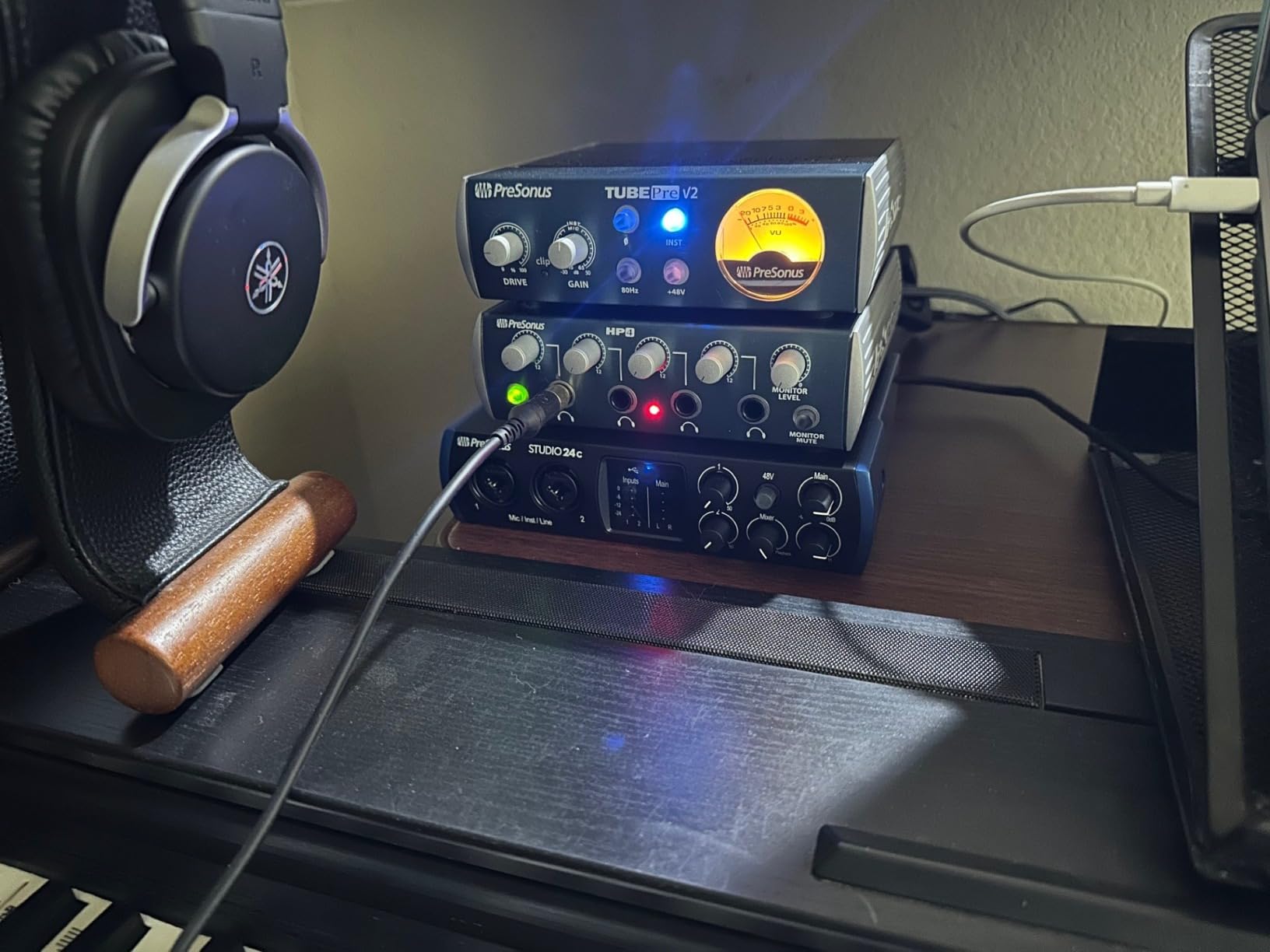 PreSonus Studio 24c rear panel