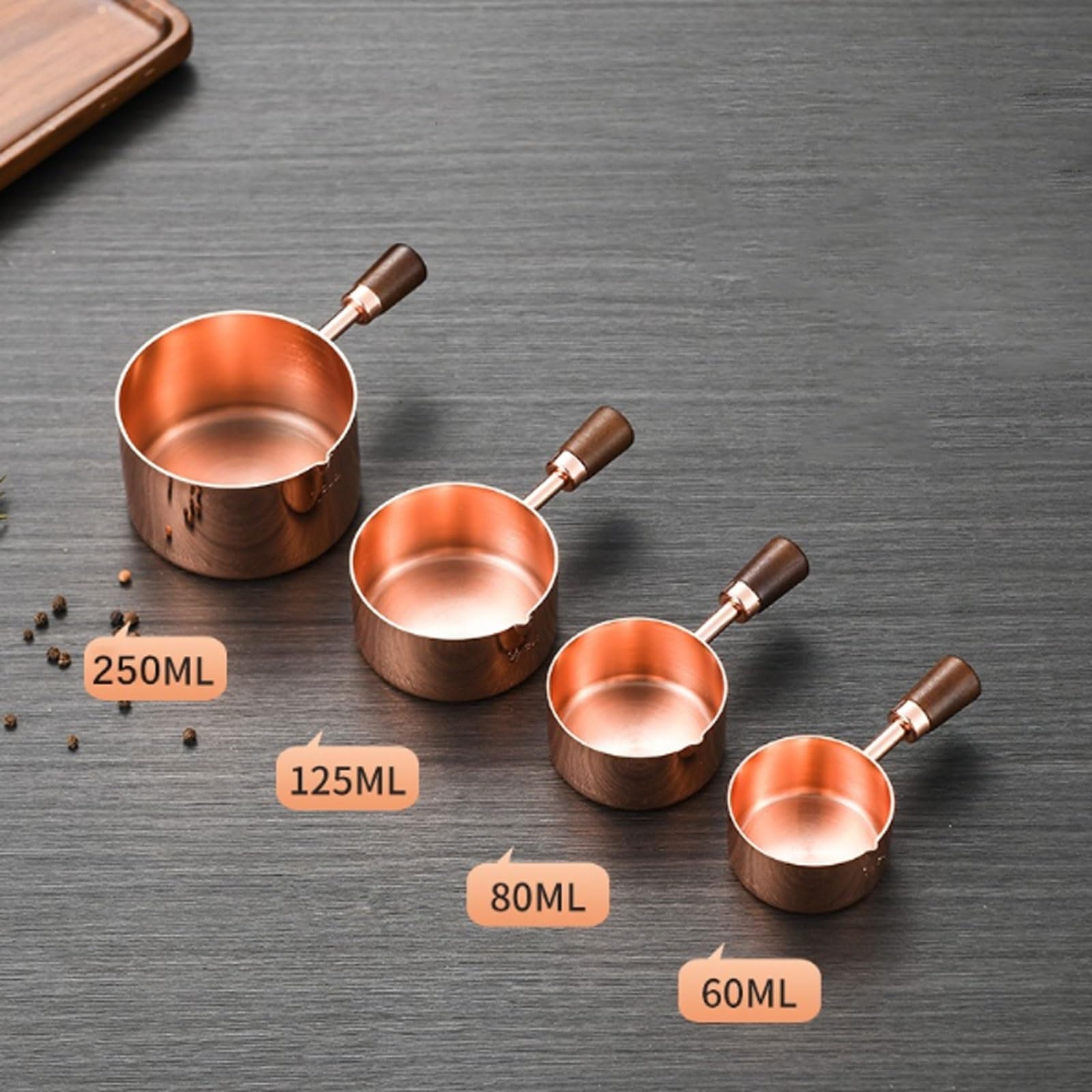 Juego de 4 tazas medidoras de acero inoxidable 304 con mango de madera, for hornear y preparar café, sin goteo.(3.6cm)